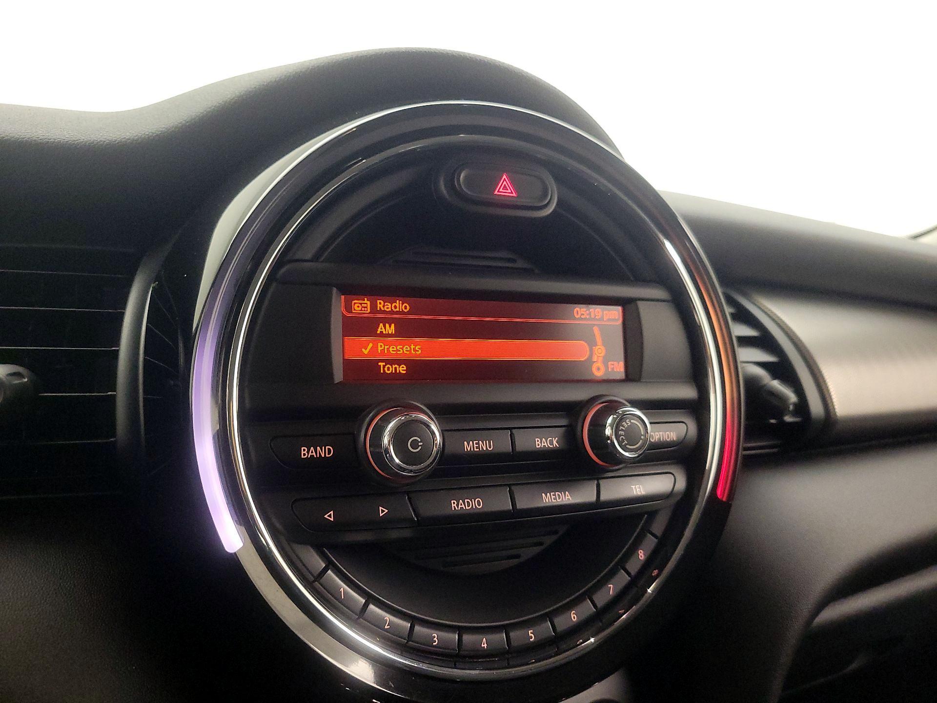 Thumbnail: 2015 MINI Cooper - 14