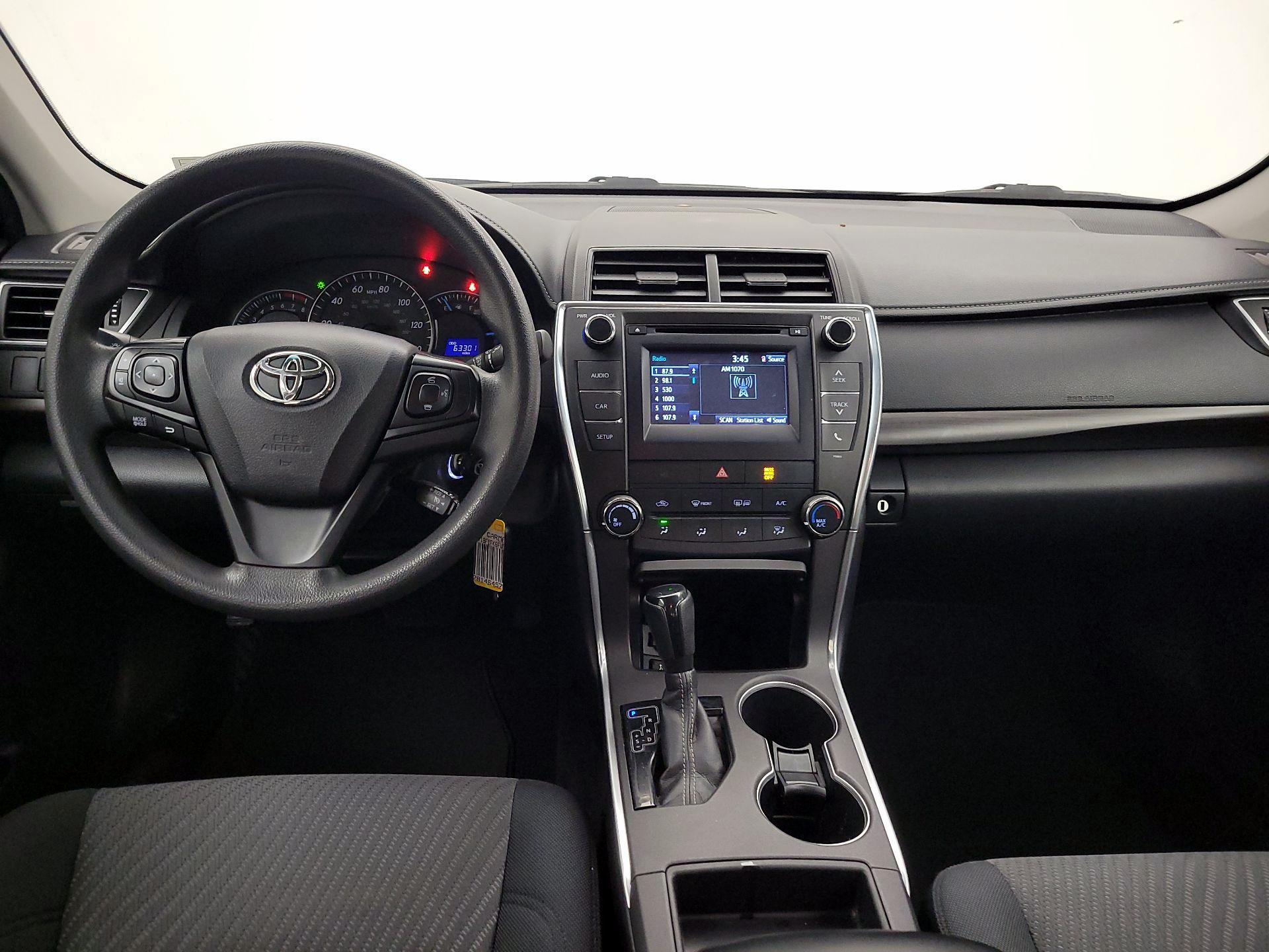 Thumbnail: 2015 Toyota Camry - 9