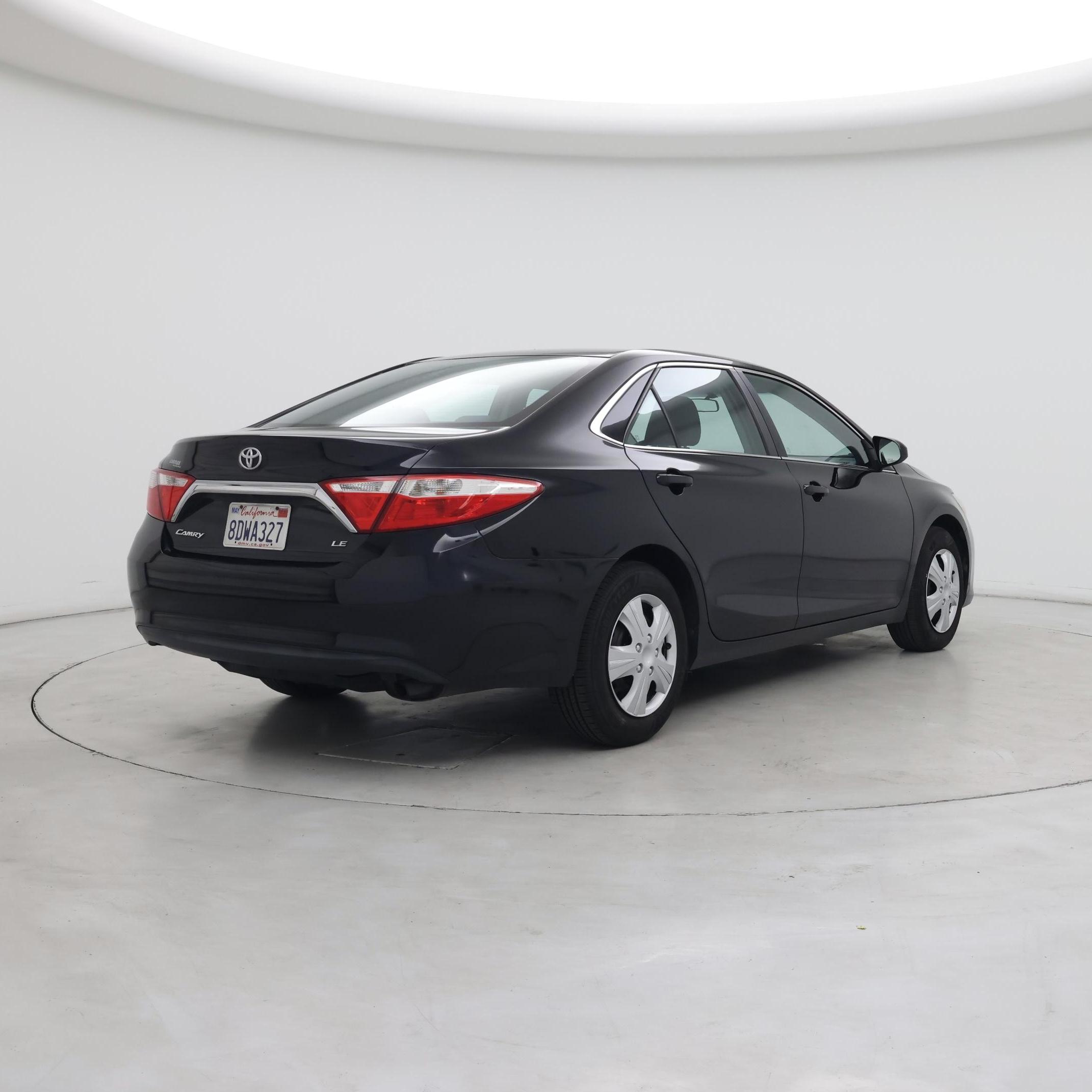 Thumbnail: 2015 Toyota Camry - 8