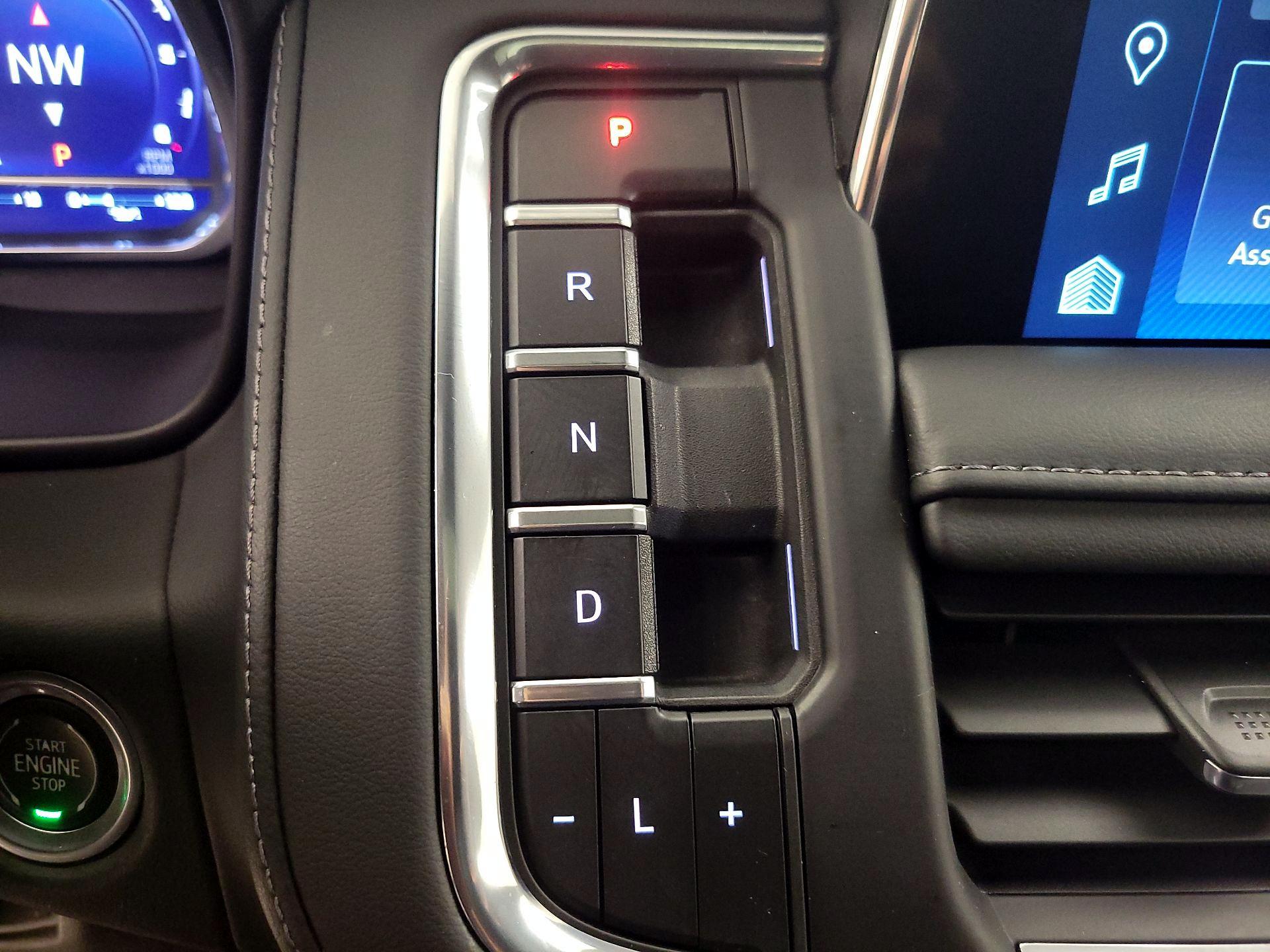 Thumbnail: 2022 Chevrolet Tahoe - 18