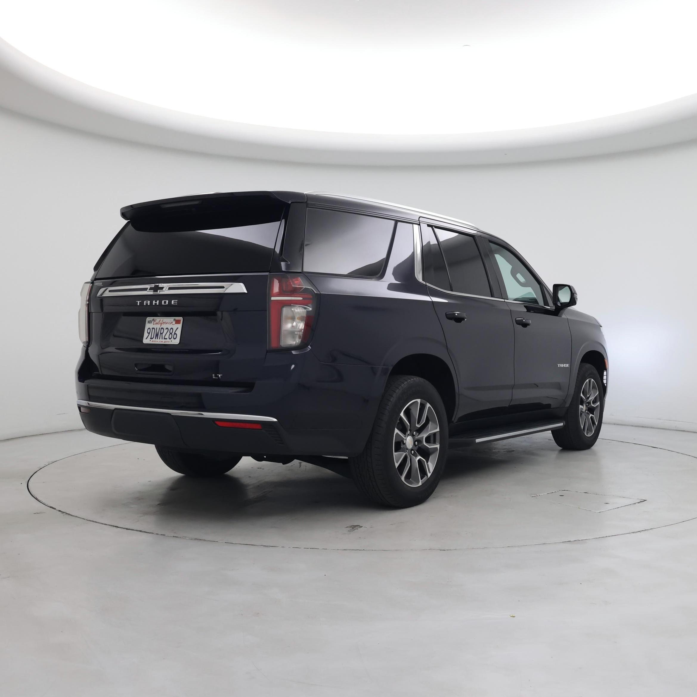 Thumbnail: 2022 Chevrolet Tahoe - 8