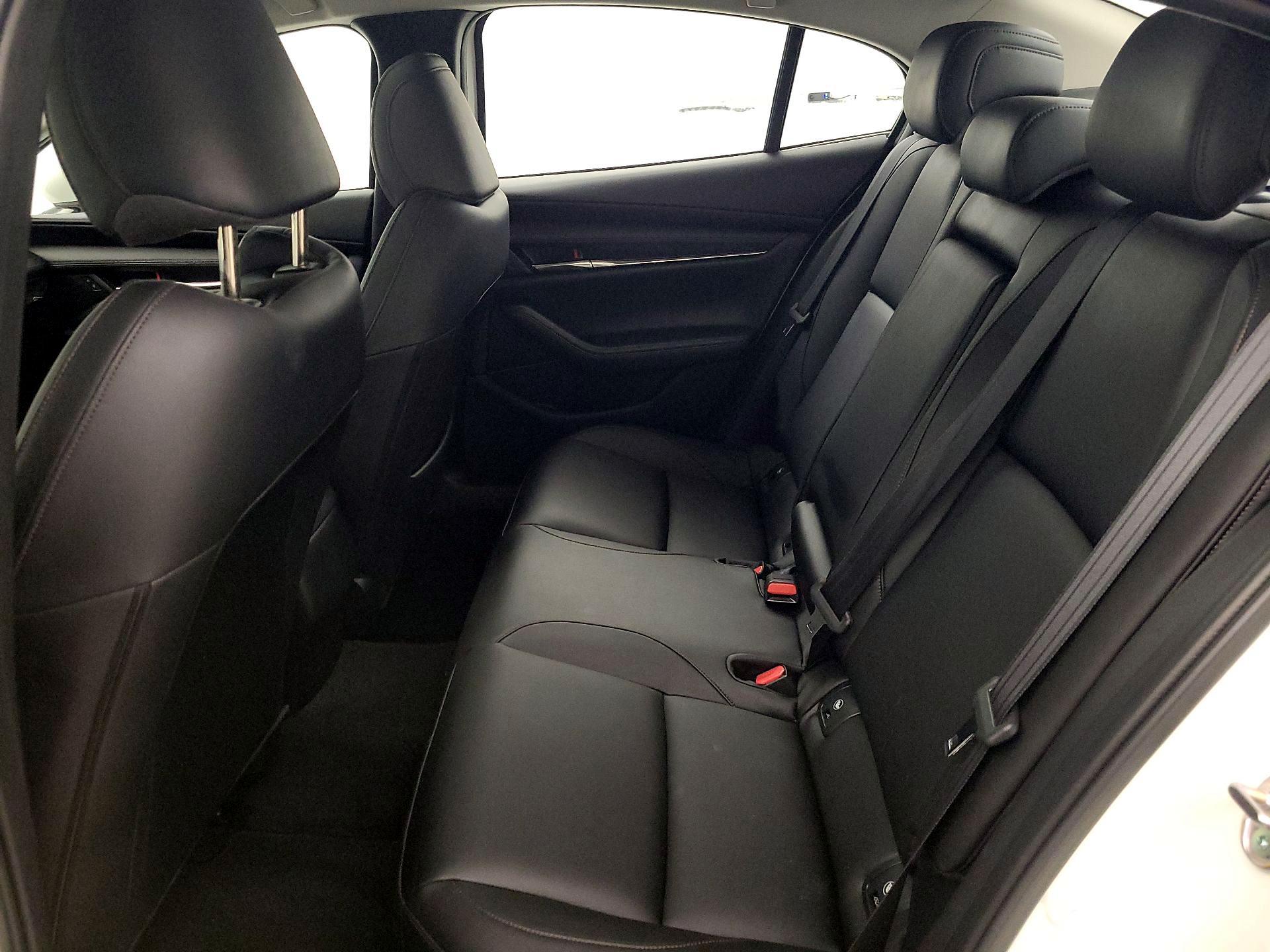 Thumbnail: 2021 Mazda Mazda3 - 19