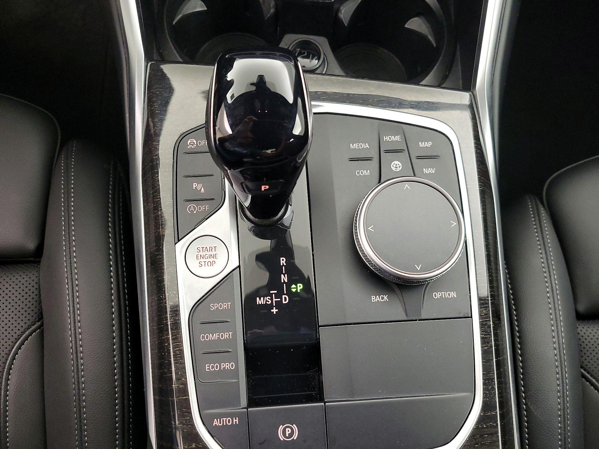 Thumbnail: 2022 BMW 3 Series - 18