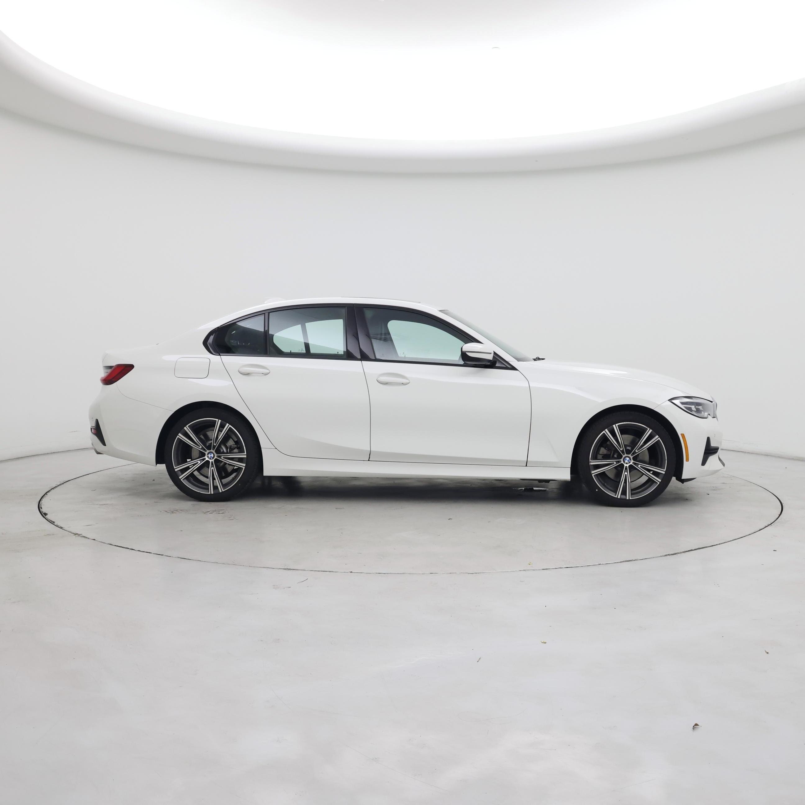 Thumbnail: 2022 BMW 3 Series - 7