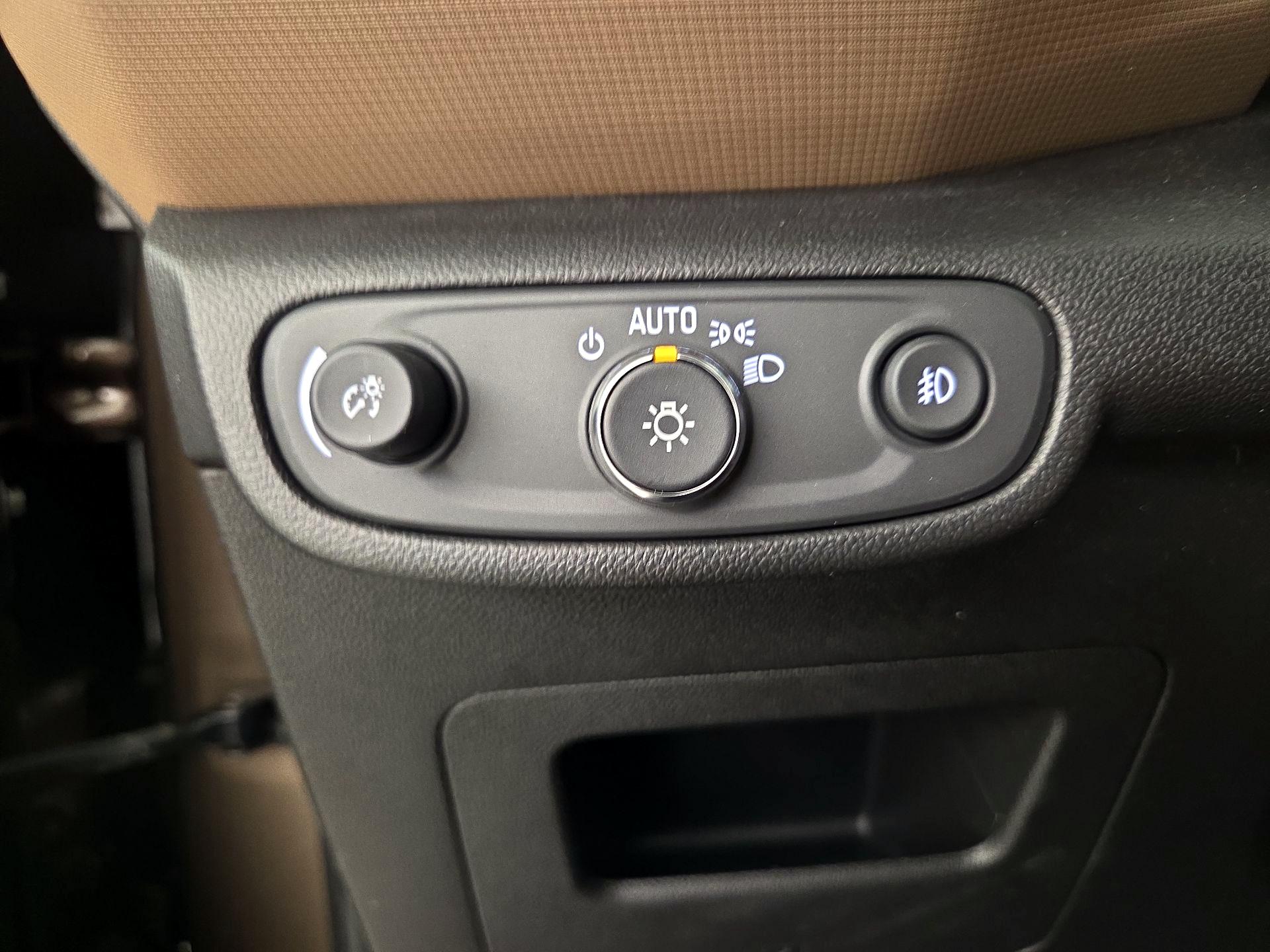 Thumbnail: 2021 Chevrolet TrailBlazer - 13