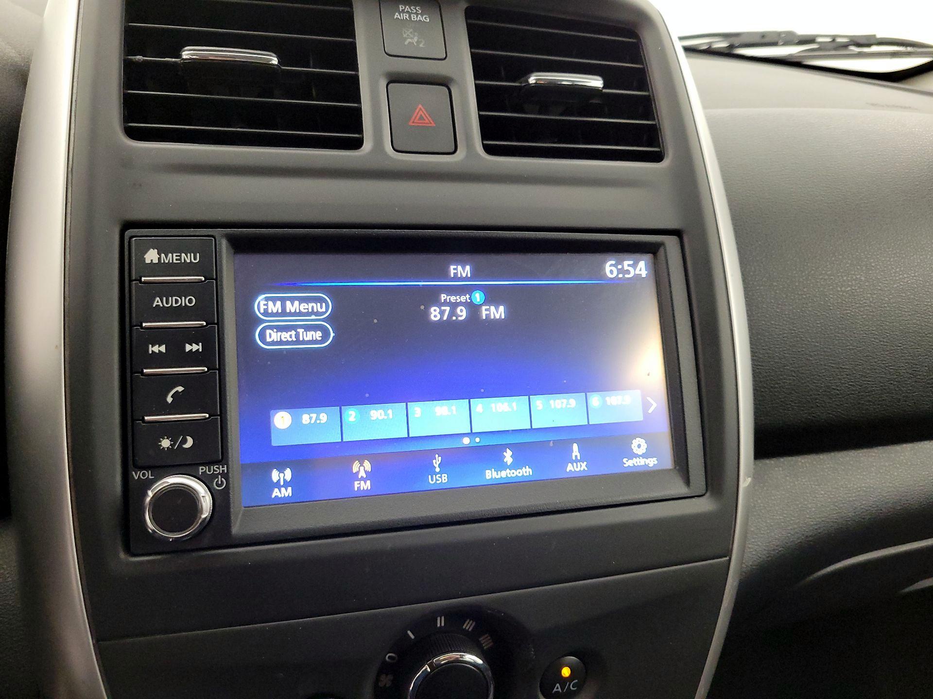 Thumbnail: 2019 Nissan Versa - 15