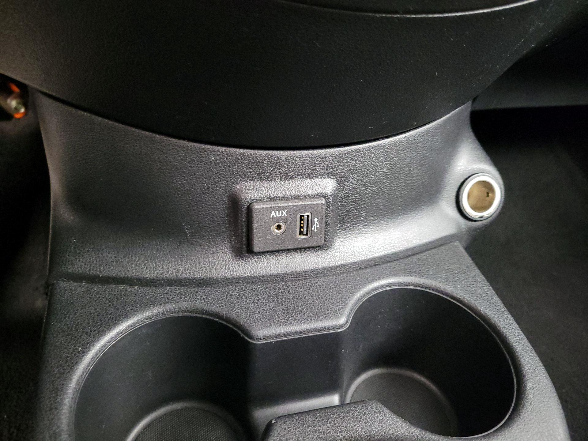 Thumbnail: 2019 Nissan Versa - 18