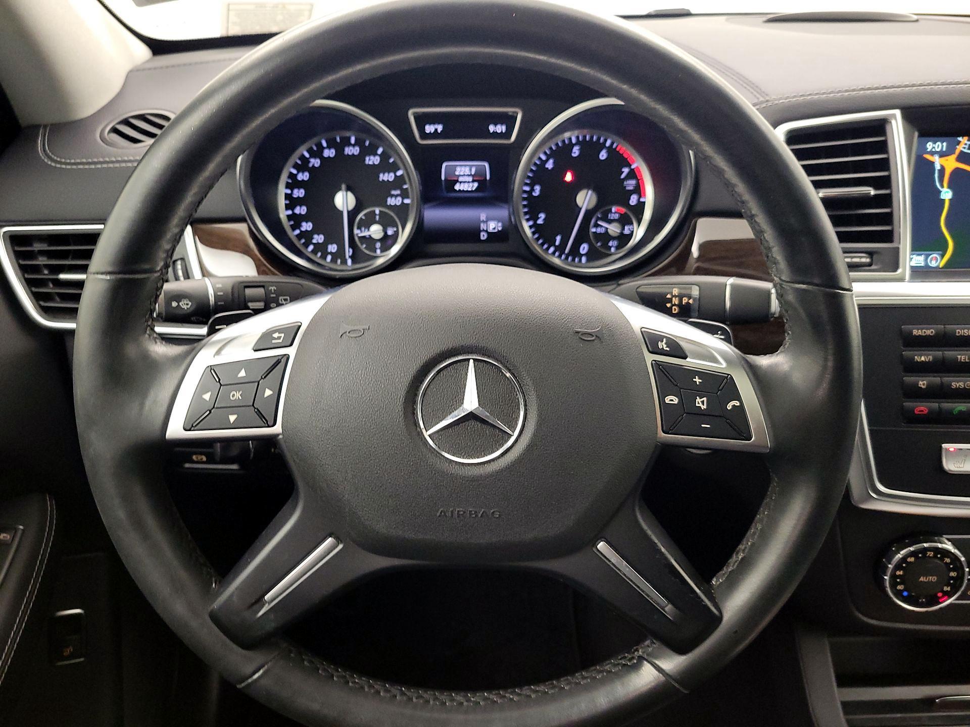 Thumbnail: 2015 Mercedes-Benz GL-Class - 10