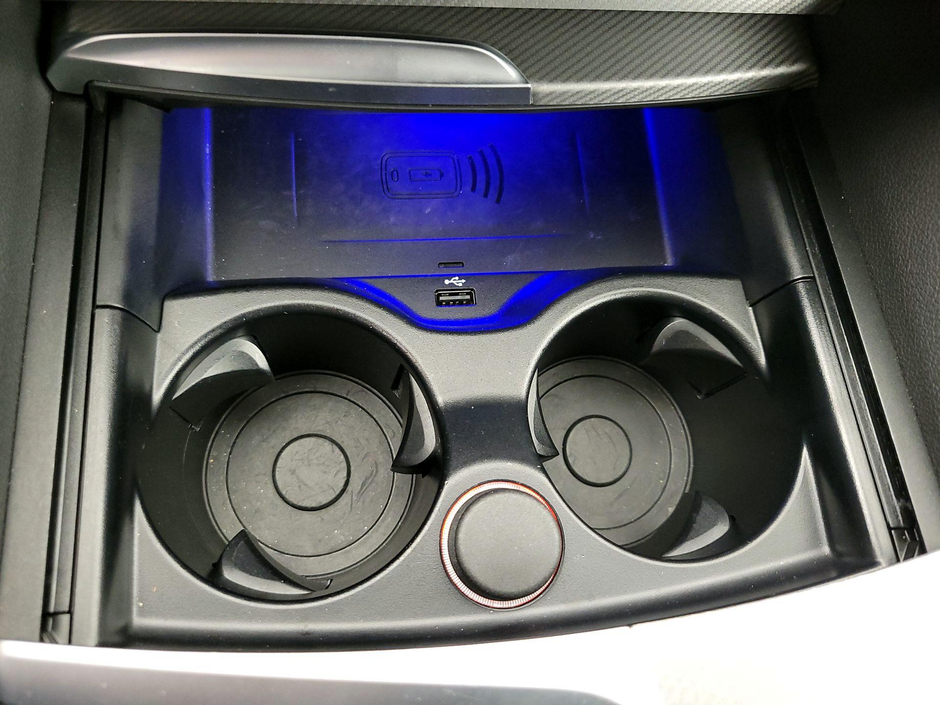 Thumbnail: 2023 BMW M5 - 19