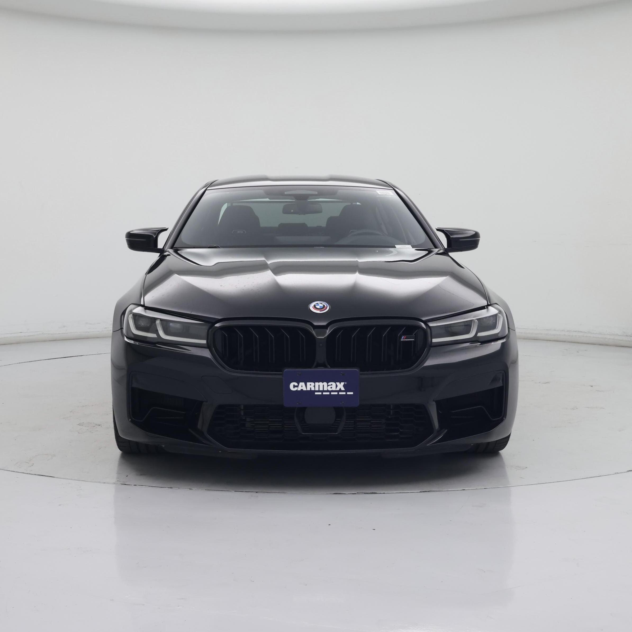 Thumbnail: 2023 BMW M5 - 5