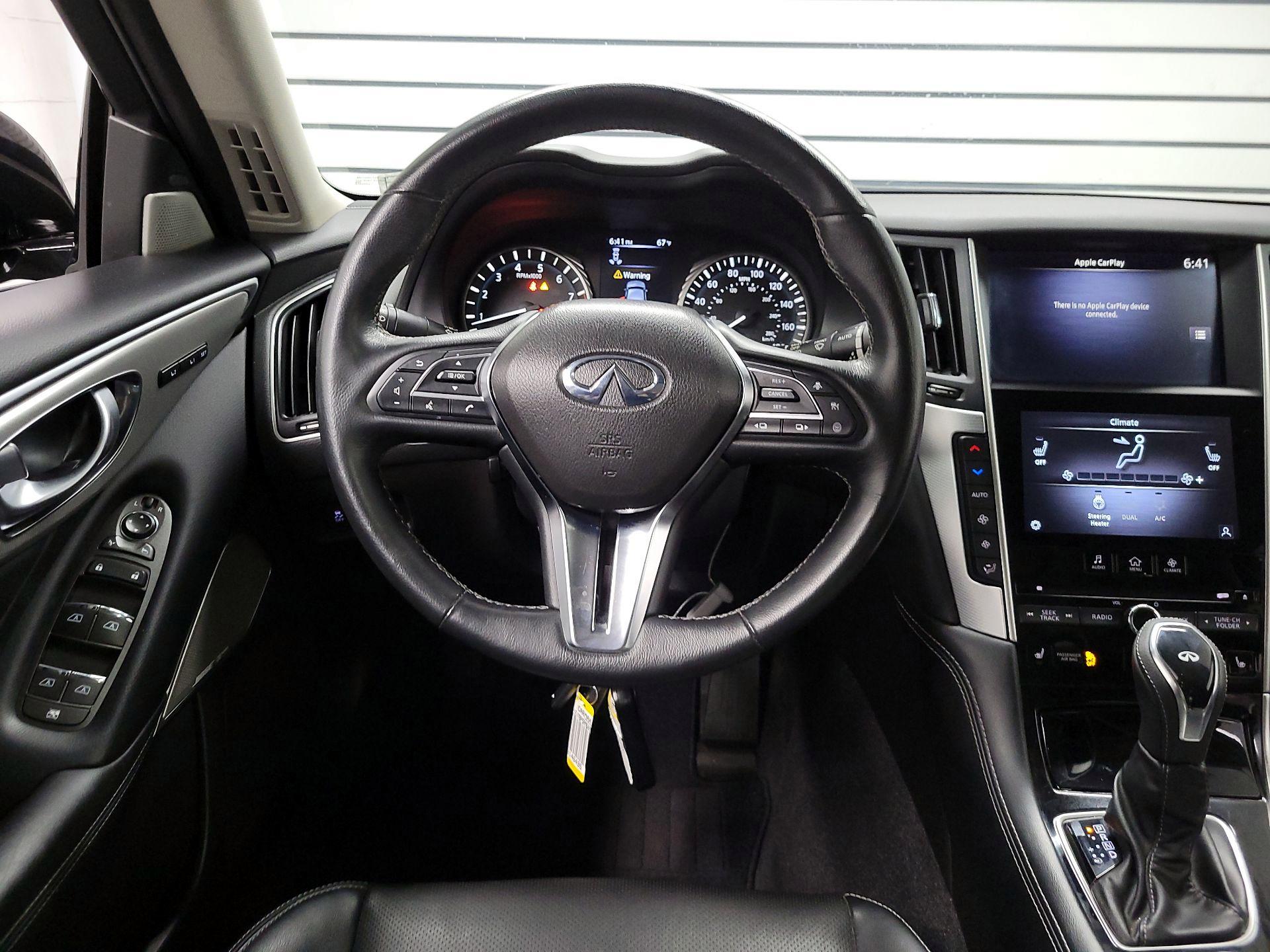 Thumbnail: 2024 INFINITI Q50 - 10