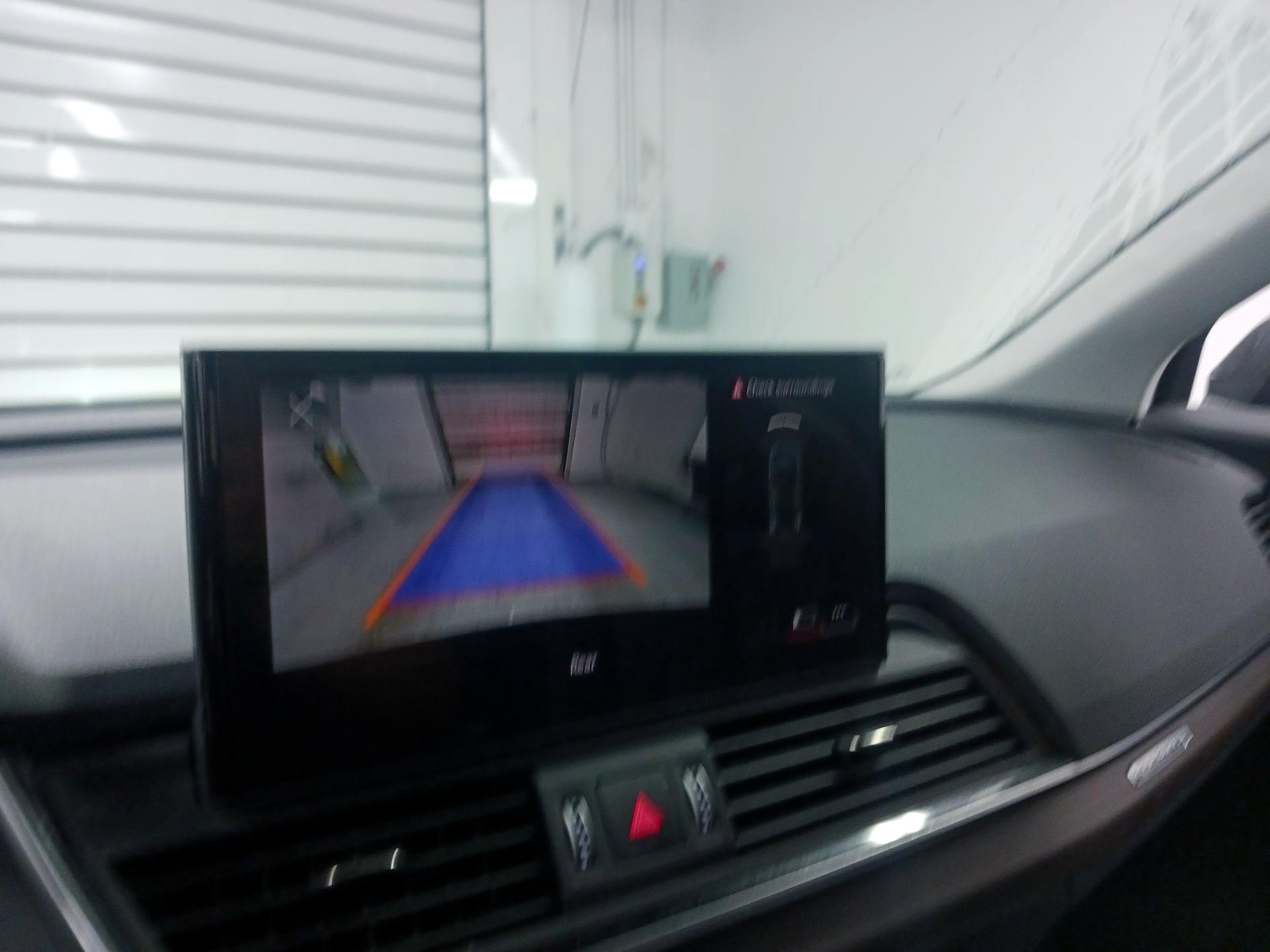 Thumbnail: 2023 Audi Q5 - 13