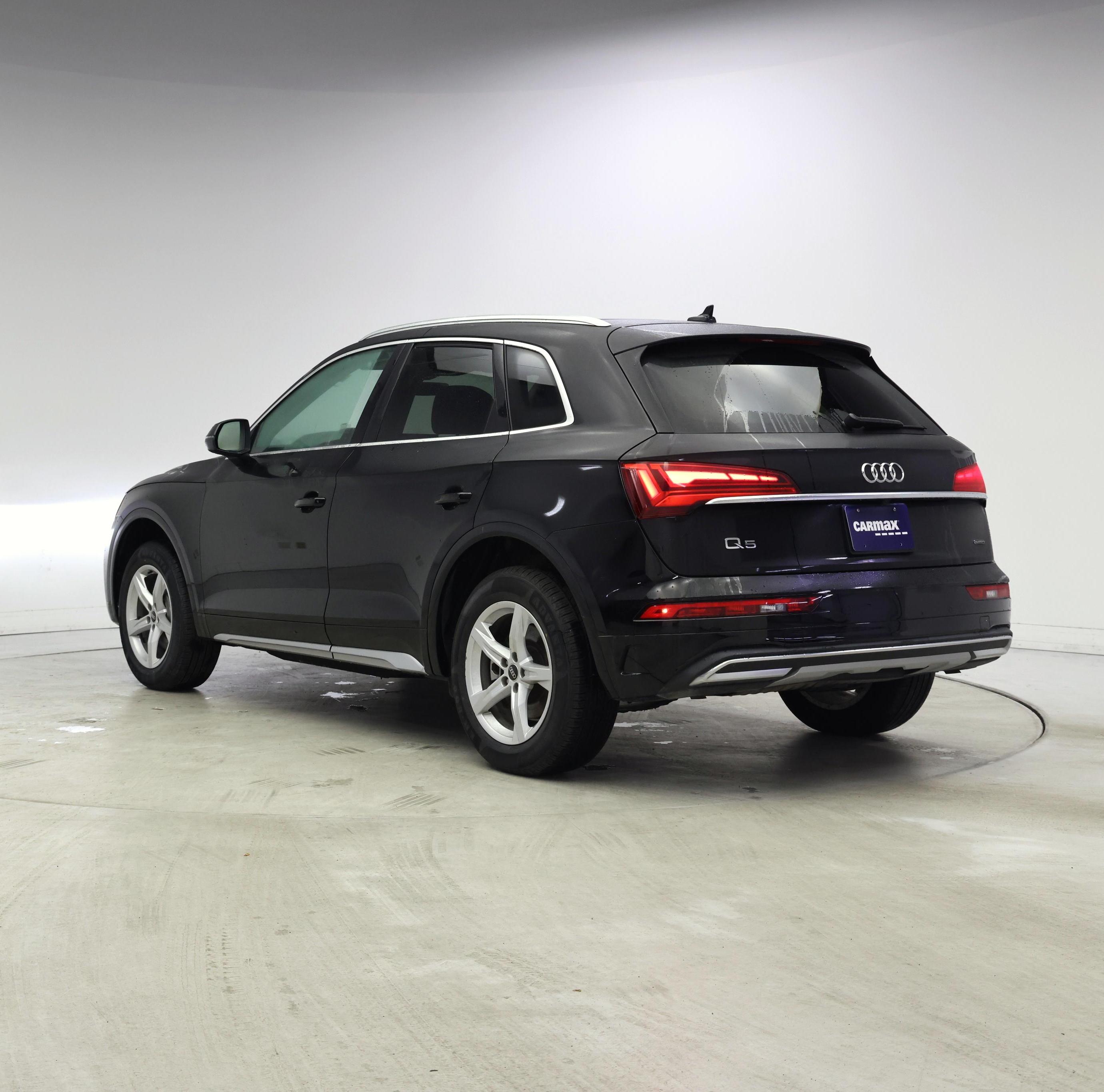 Thumbnail: 2023 Audi Q5 - 2