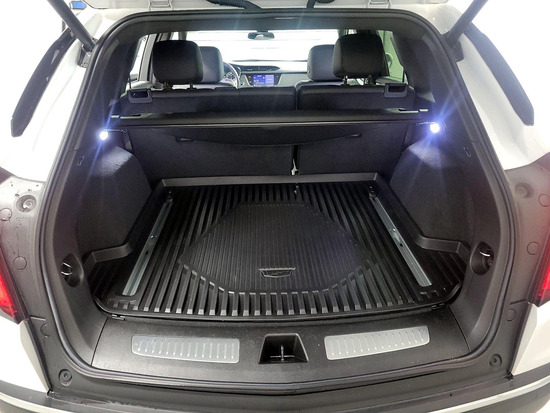 Thumbnail: 2020 Cadillac XT5 - 19