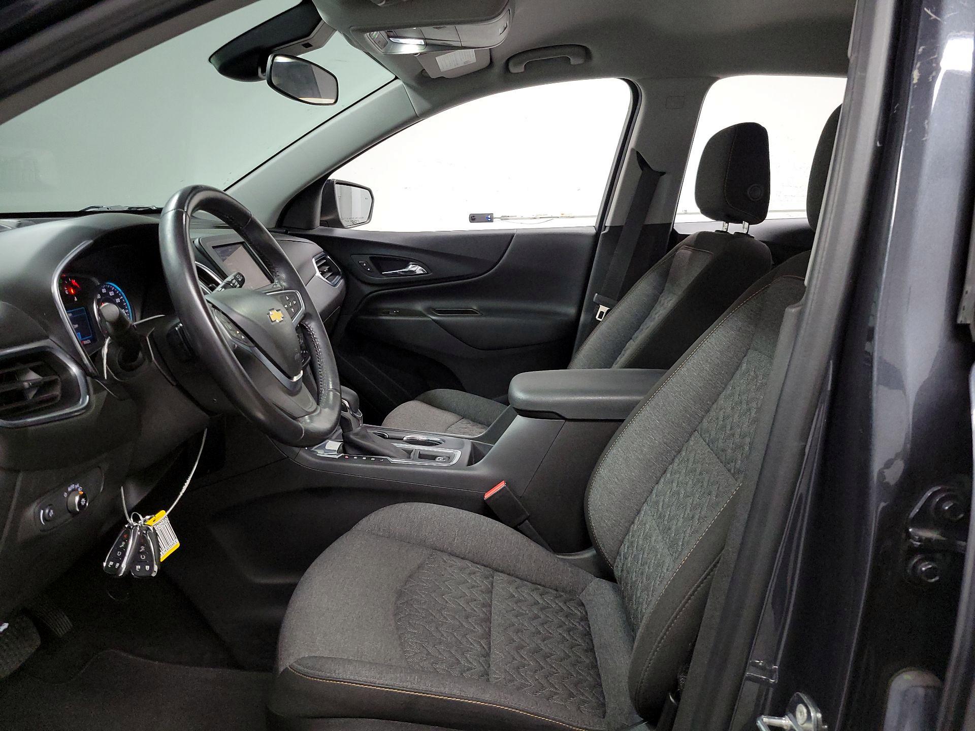 Thumbnail: 2022 Chevrolet Equinox - 11