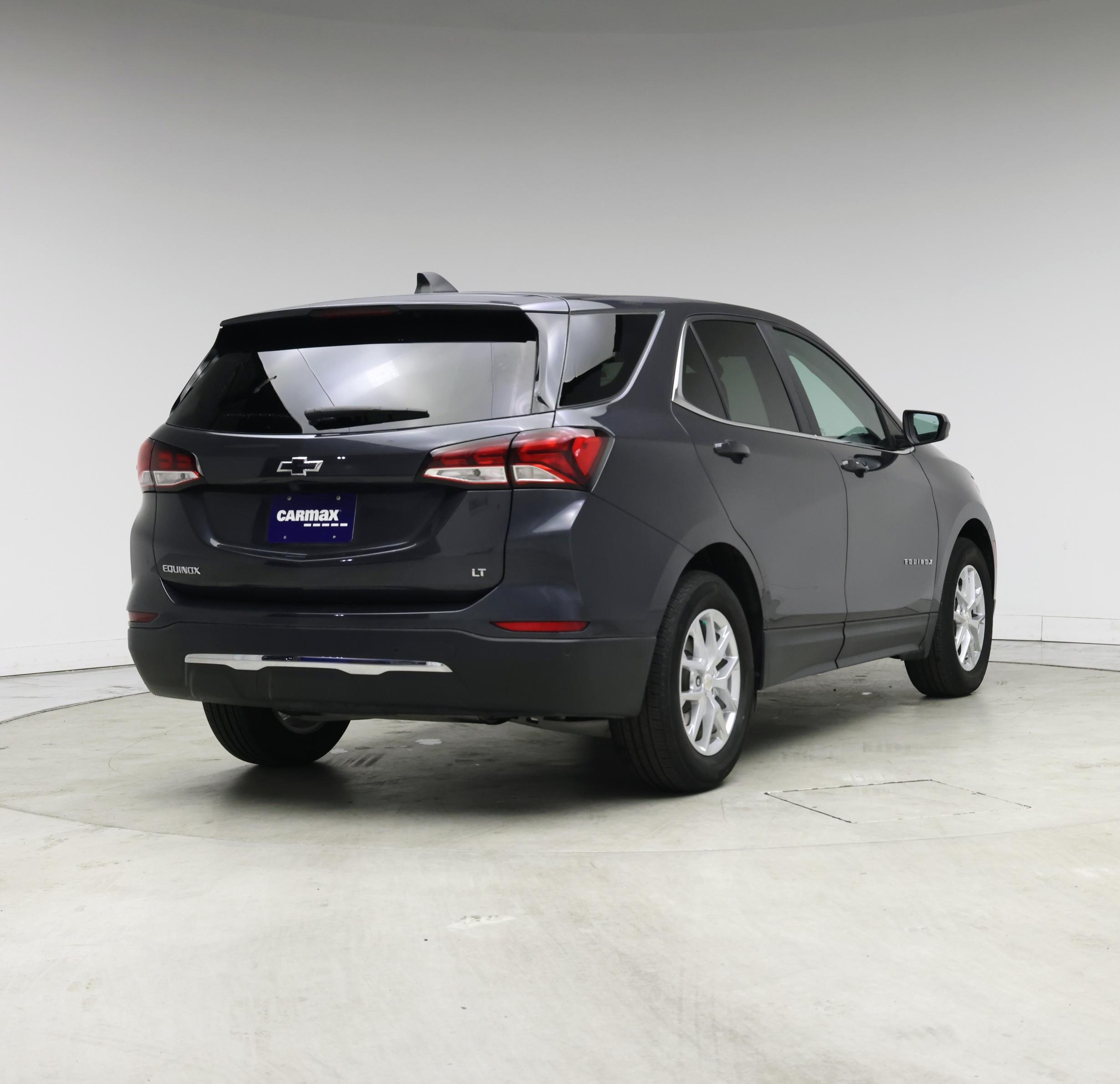 Thumbnail: 2022 Chevrolet Equinox - 8