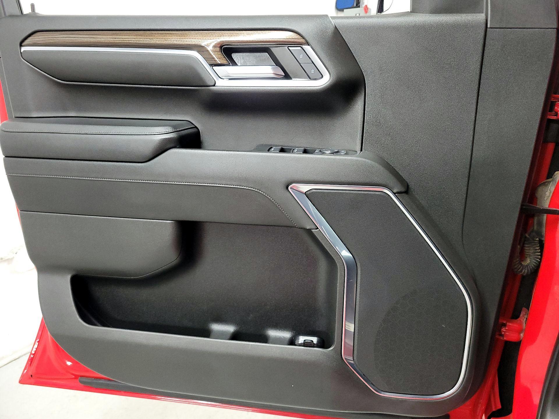 Thumbnail: 2024 Chevrolet Silverado 1500 - 10