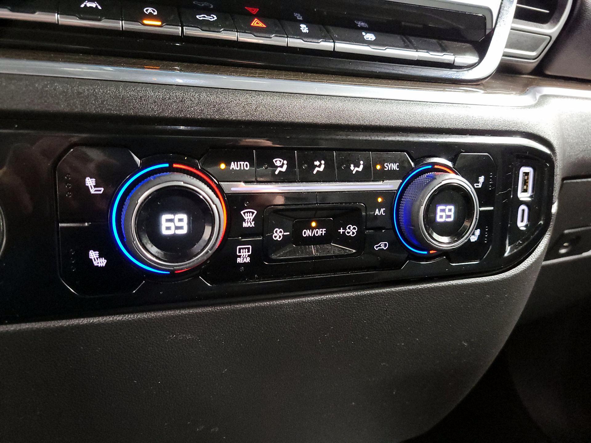 Thumbnail: 2024 Chevrolet Silverado 1500 - 12