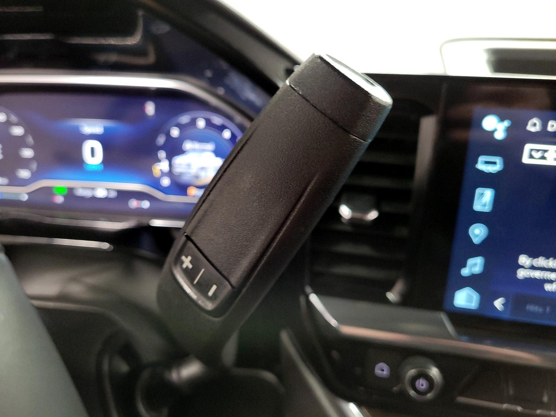 Thumbnail: 2024 Chevrolet Silverado 1500 - 13