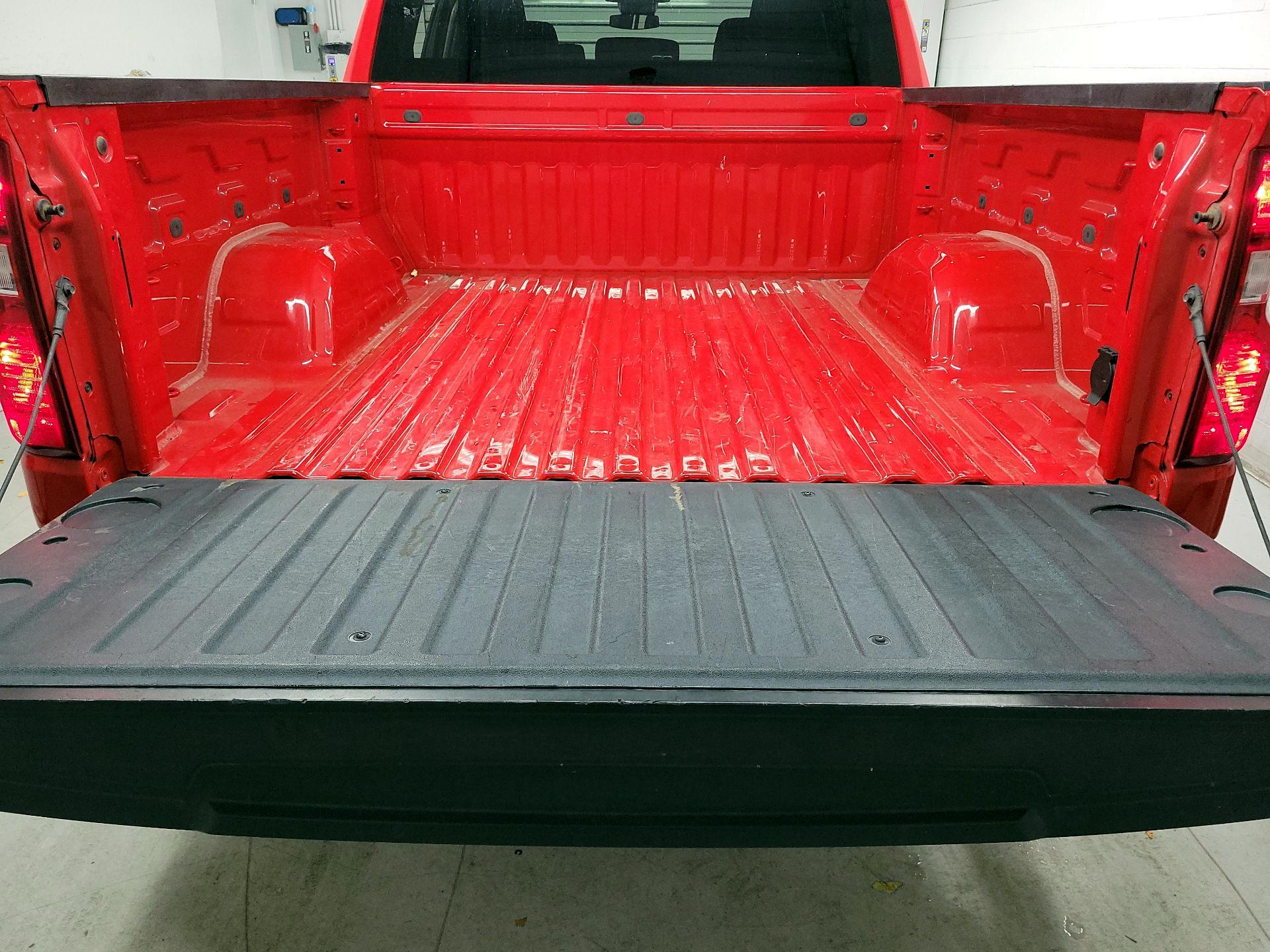 Thumbnail: 2024 Chevrolet Silverado 1500 - 15