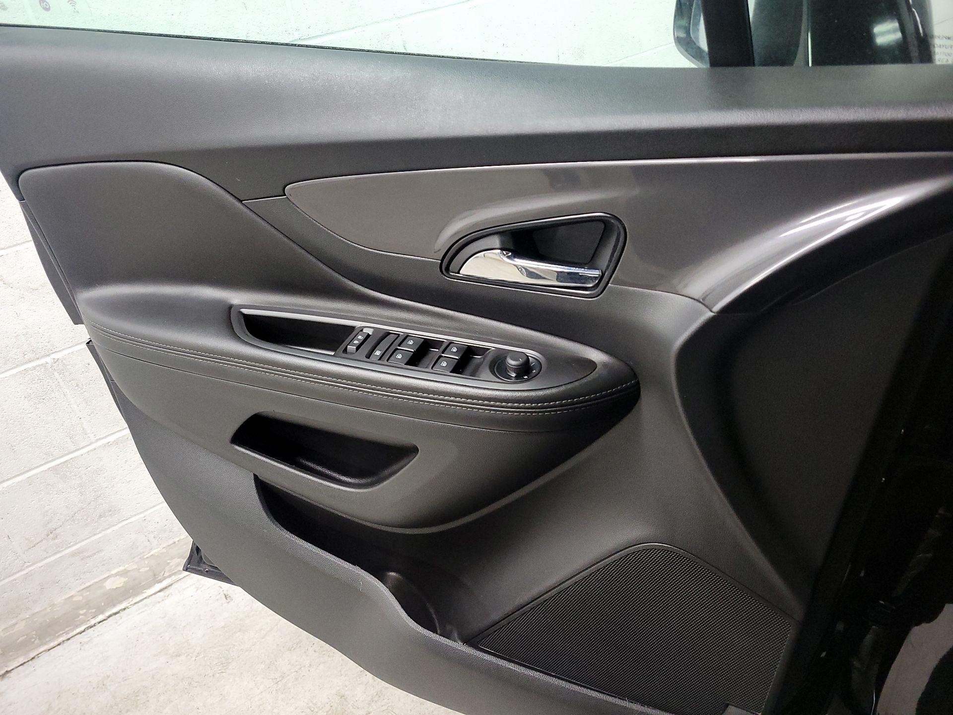 Thumbnail: 2022 Buick Encore - 12