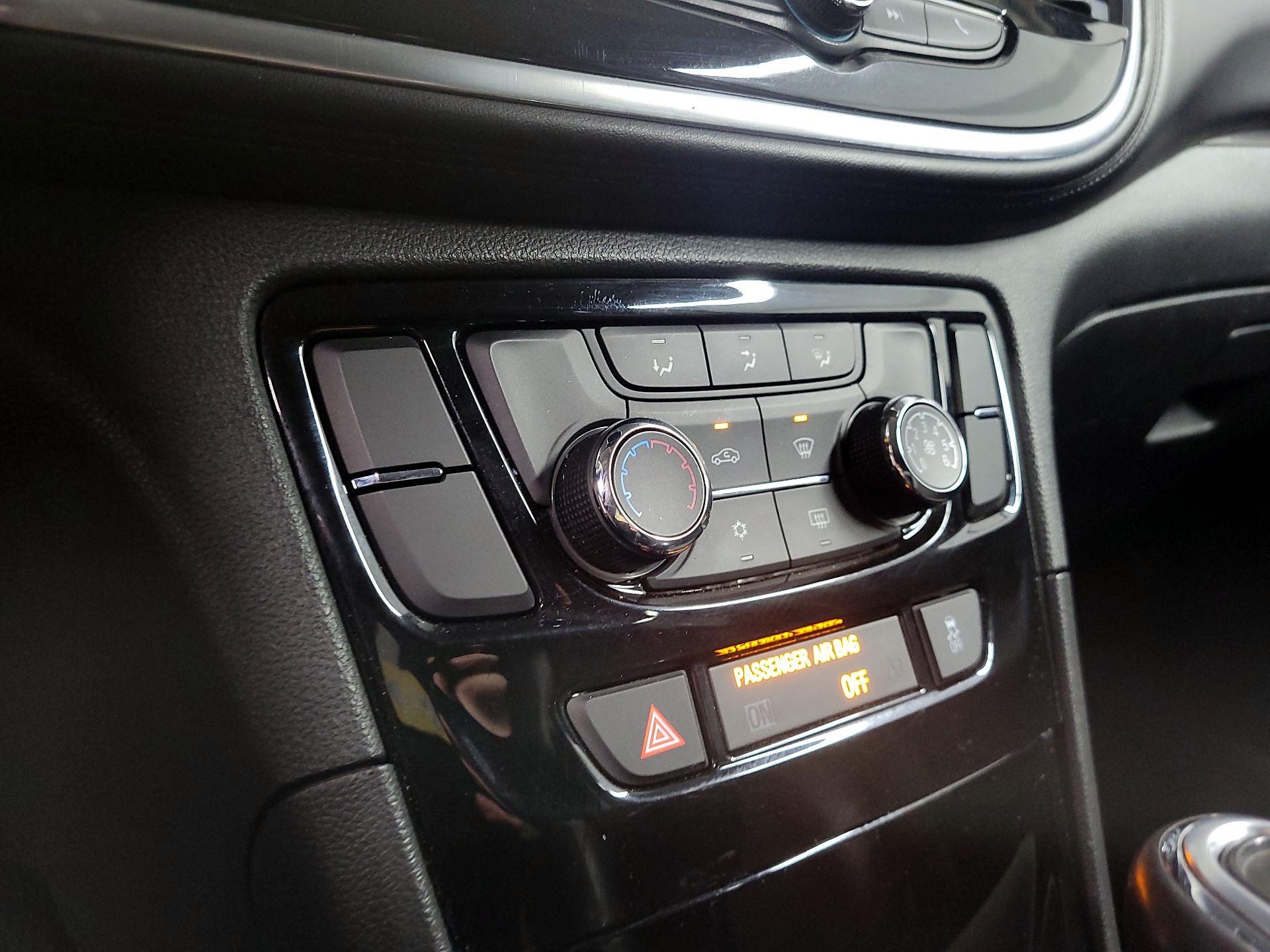 Thumbnail: 2022 Buick Encore - 16