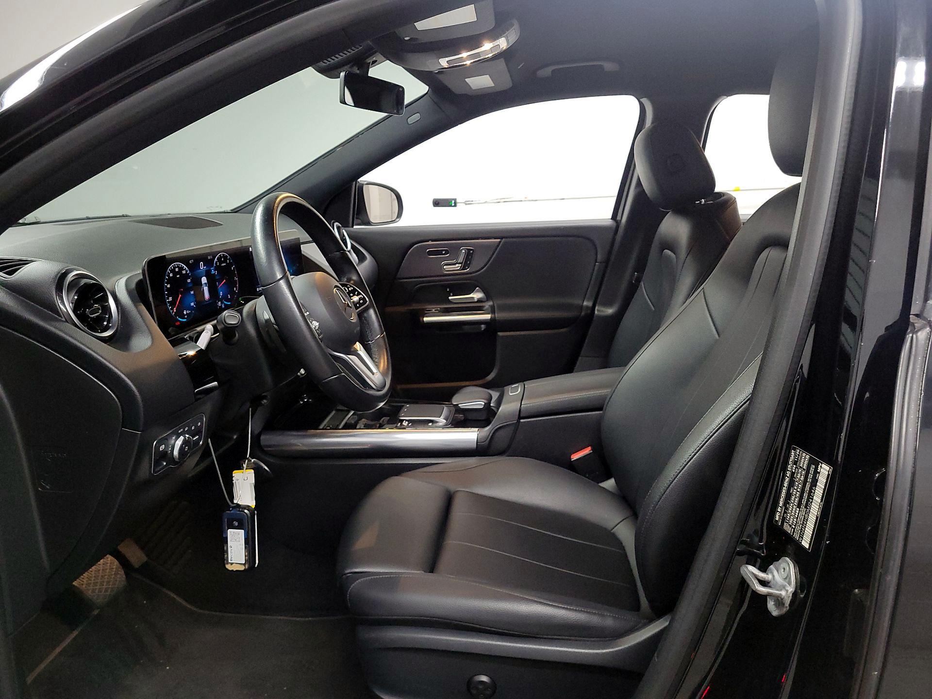 Thumbnail: 2021 Mercedes-Benz GLA - 9