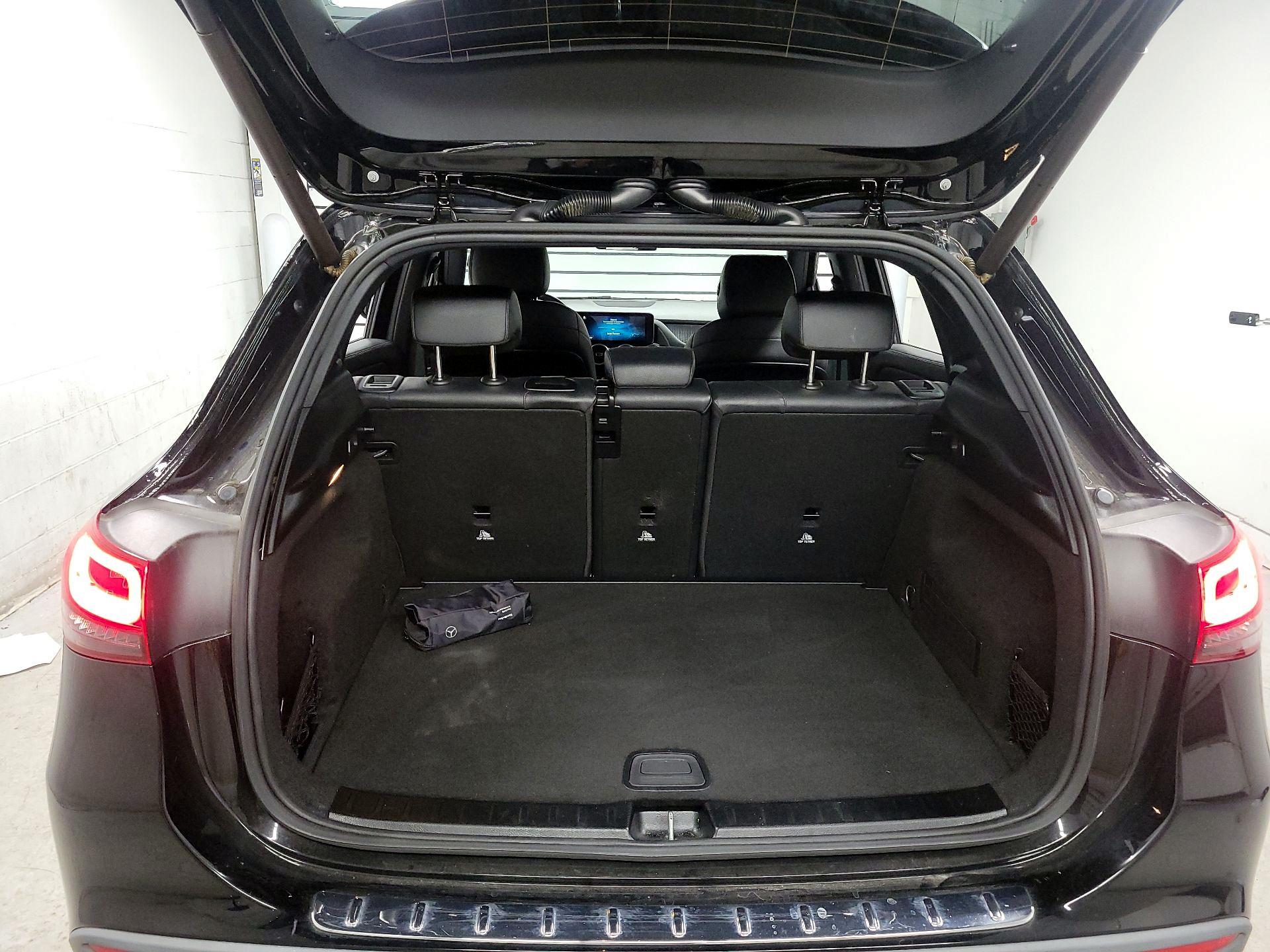 Thumbnail: 2021 Mercedes-Benz GLA - 16