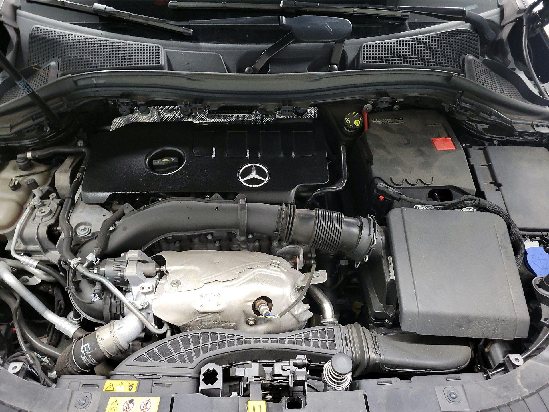 Thumbnail: 2021 Mercedes-Benz GLA - 17