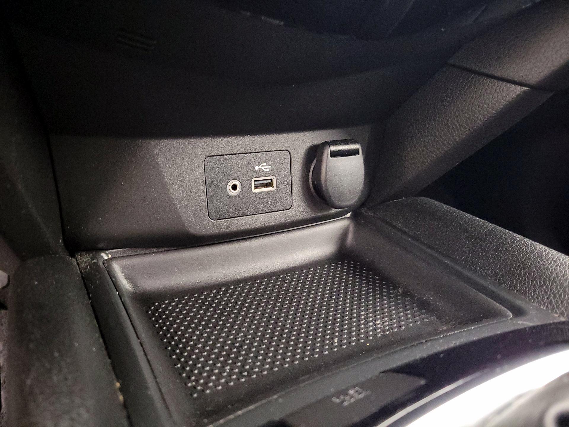 Thumbnail: 2020 Nissan Rogue - 18