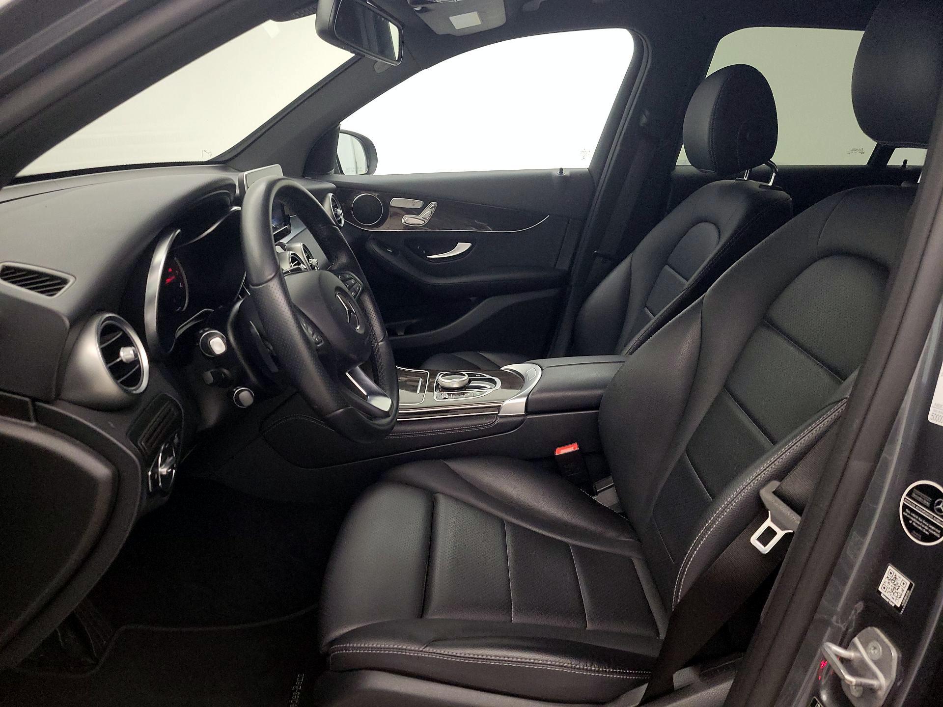 Thumbnail: 2018 Mercedes-Benz GLC - 11