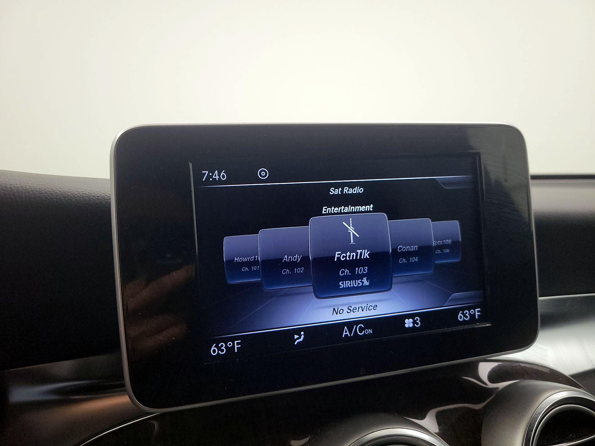 Thumbnail: 2018 Mercedes-Benz GLC - 15