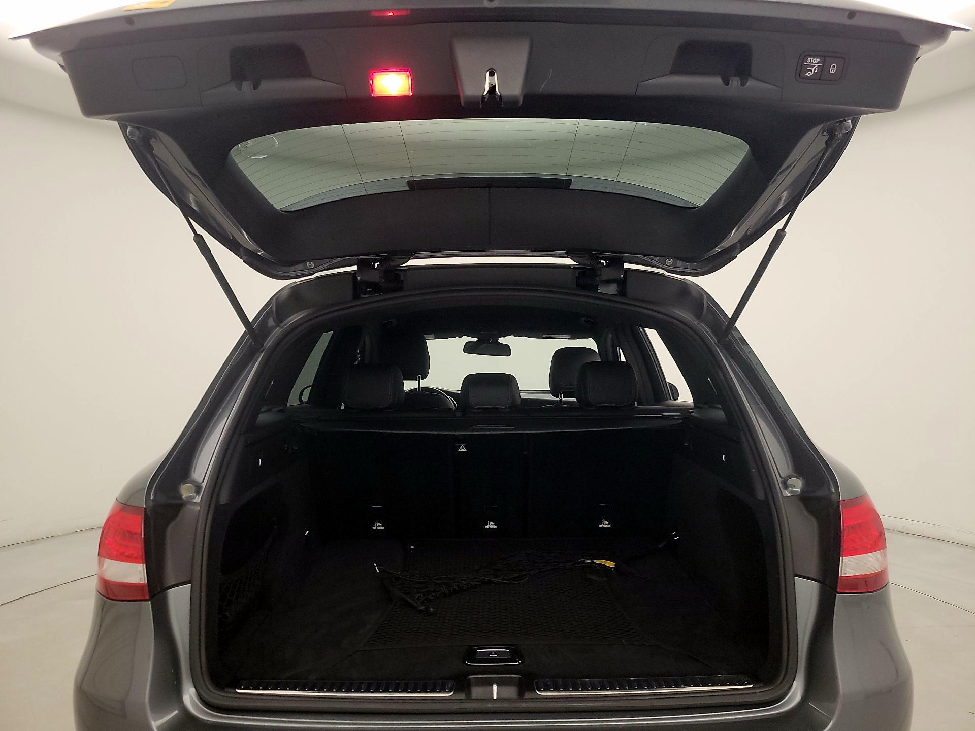 Thumbnail: 2018 Mercedes-Benz GLC - 19