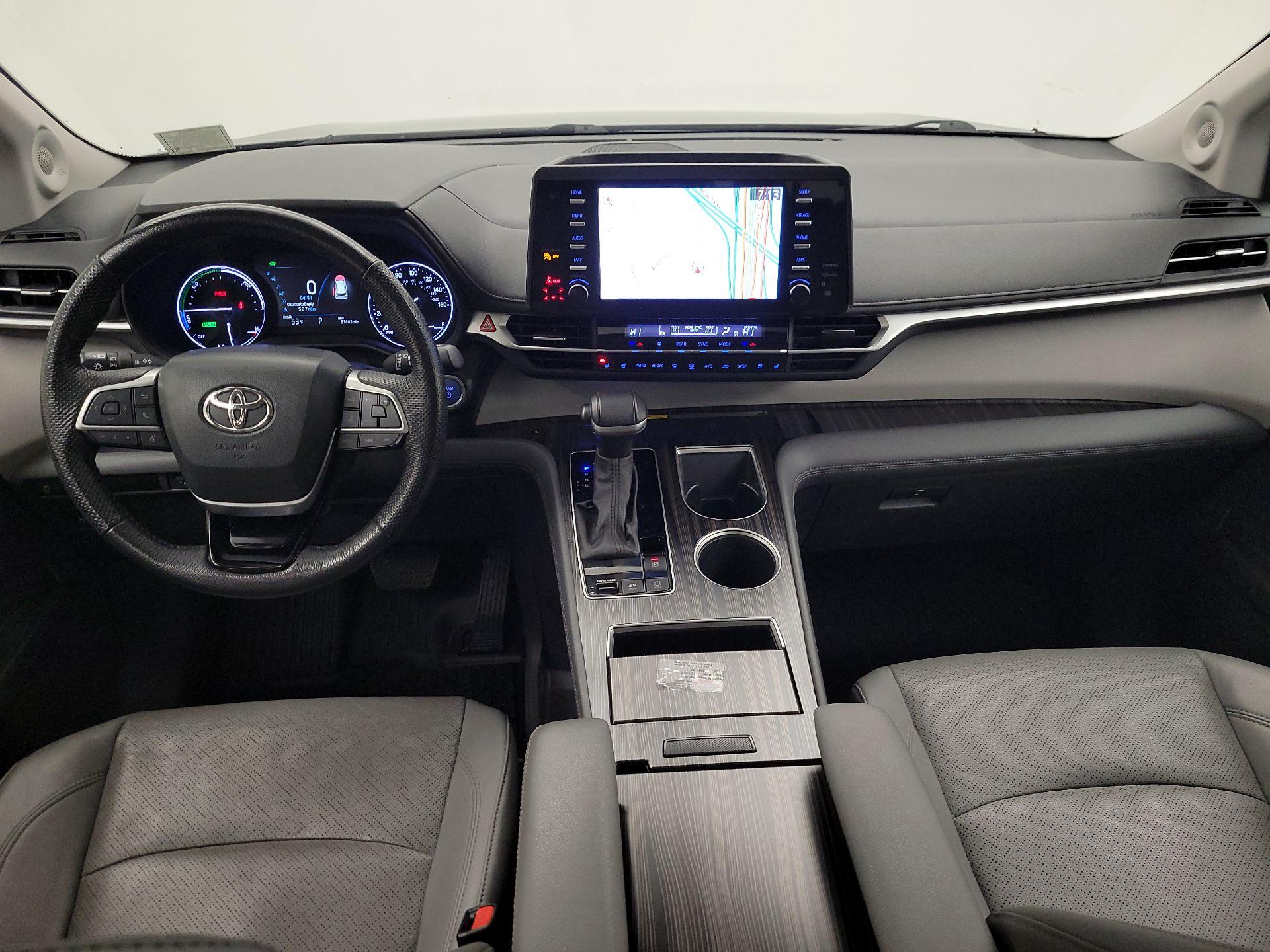 Thumbnail: 2023 Toyota Sienna - 9