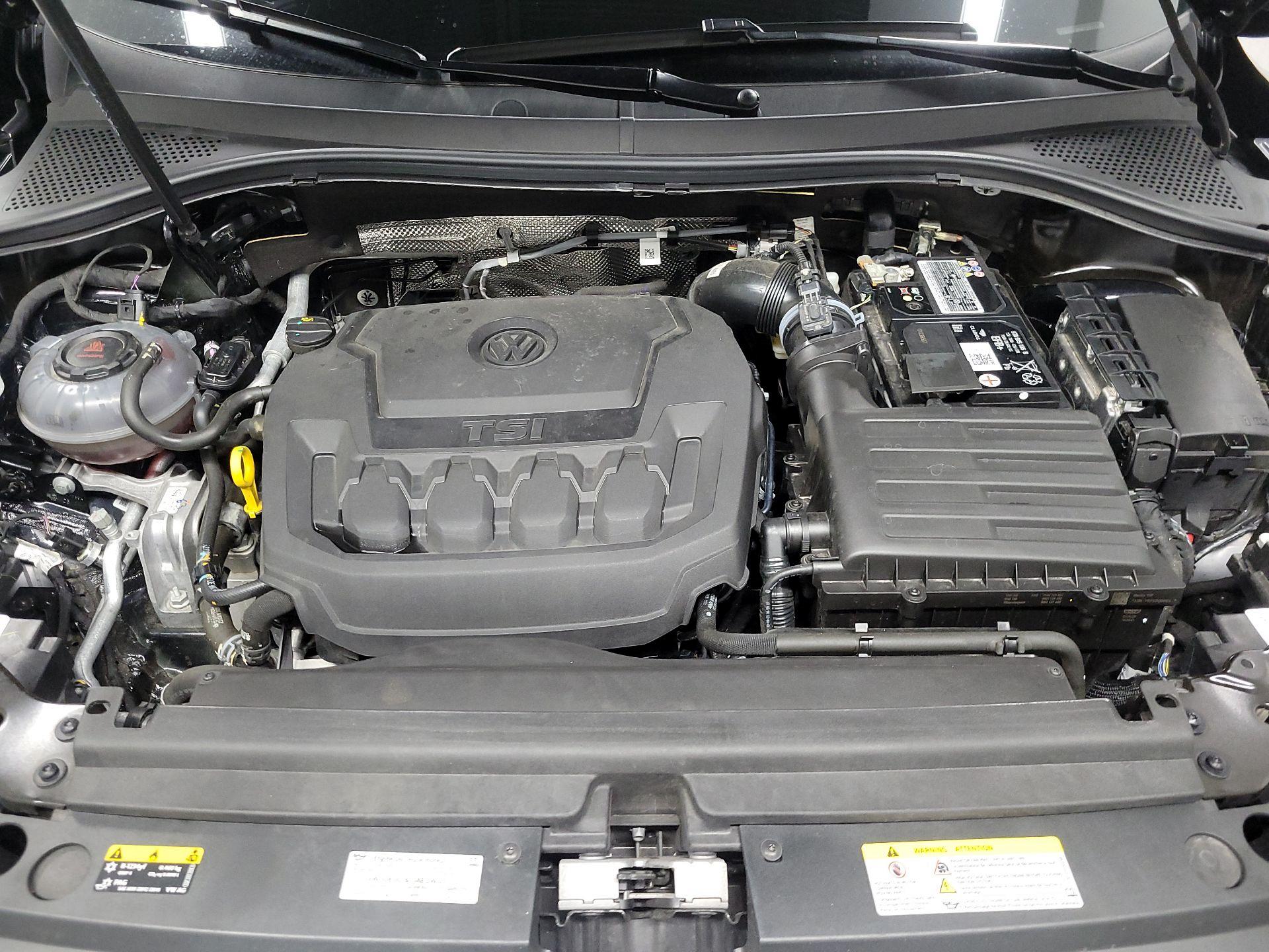 Thumbnail: 2023 Volkswagen Tiguan - 19