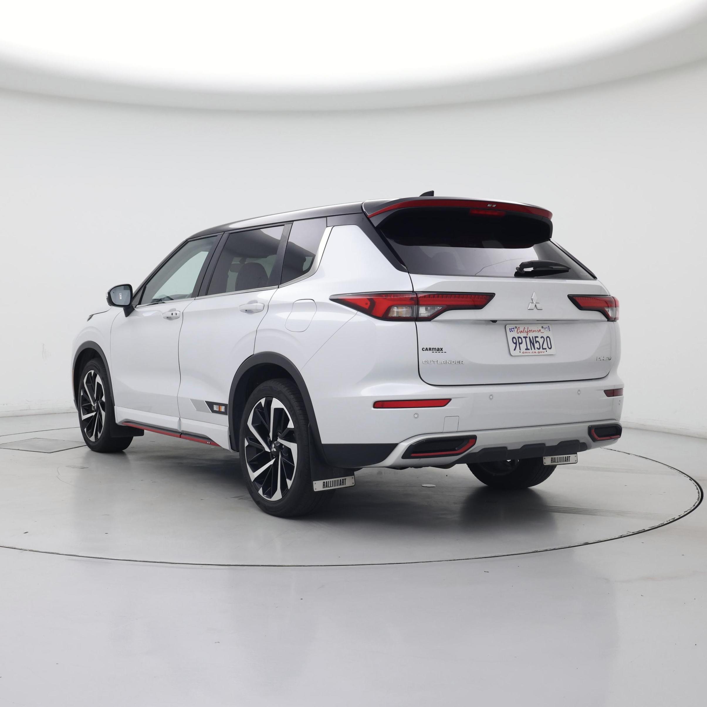 Thumbnail: 2024 Mitsubishi Outlander - 2