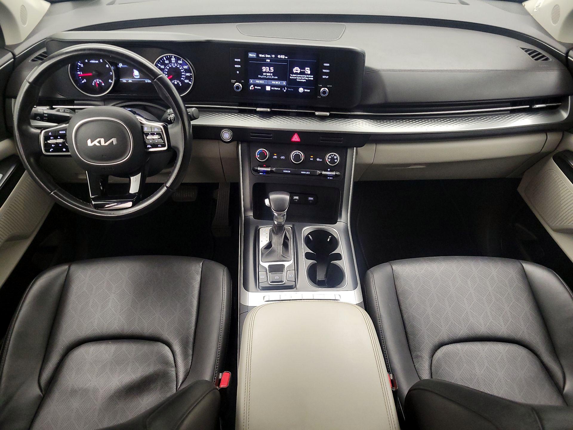 Thumbnail: 2022 Kia Carnival - 9