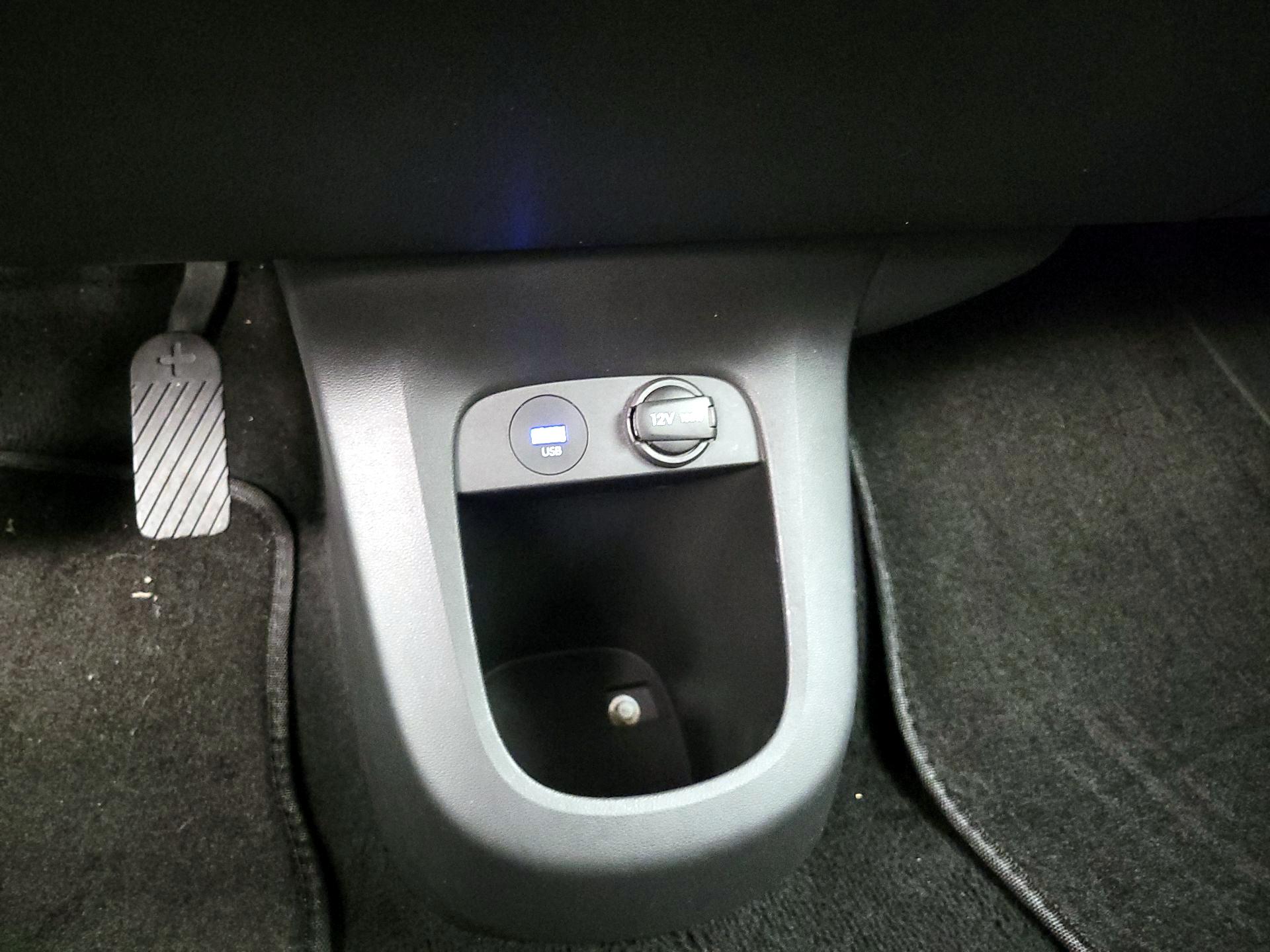 Thumbnail: 2023 Hyundai Ioniq 5 - 19