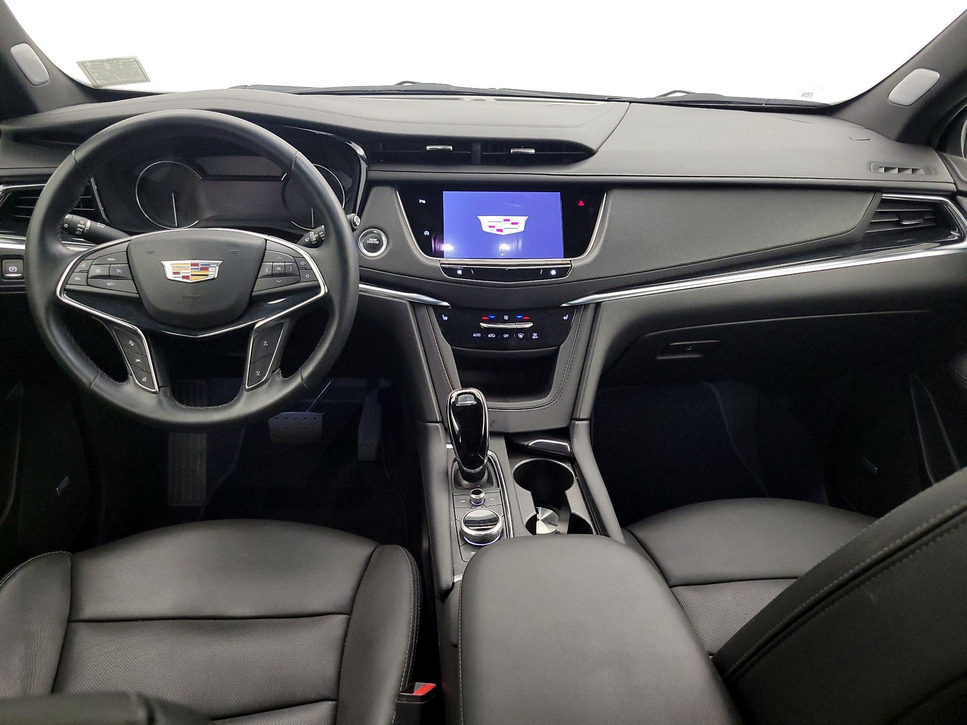 Thumbnail: 2025 Cadillac XT5 - 9