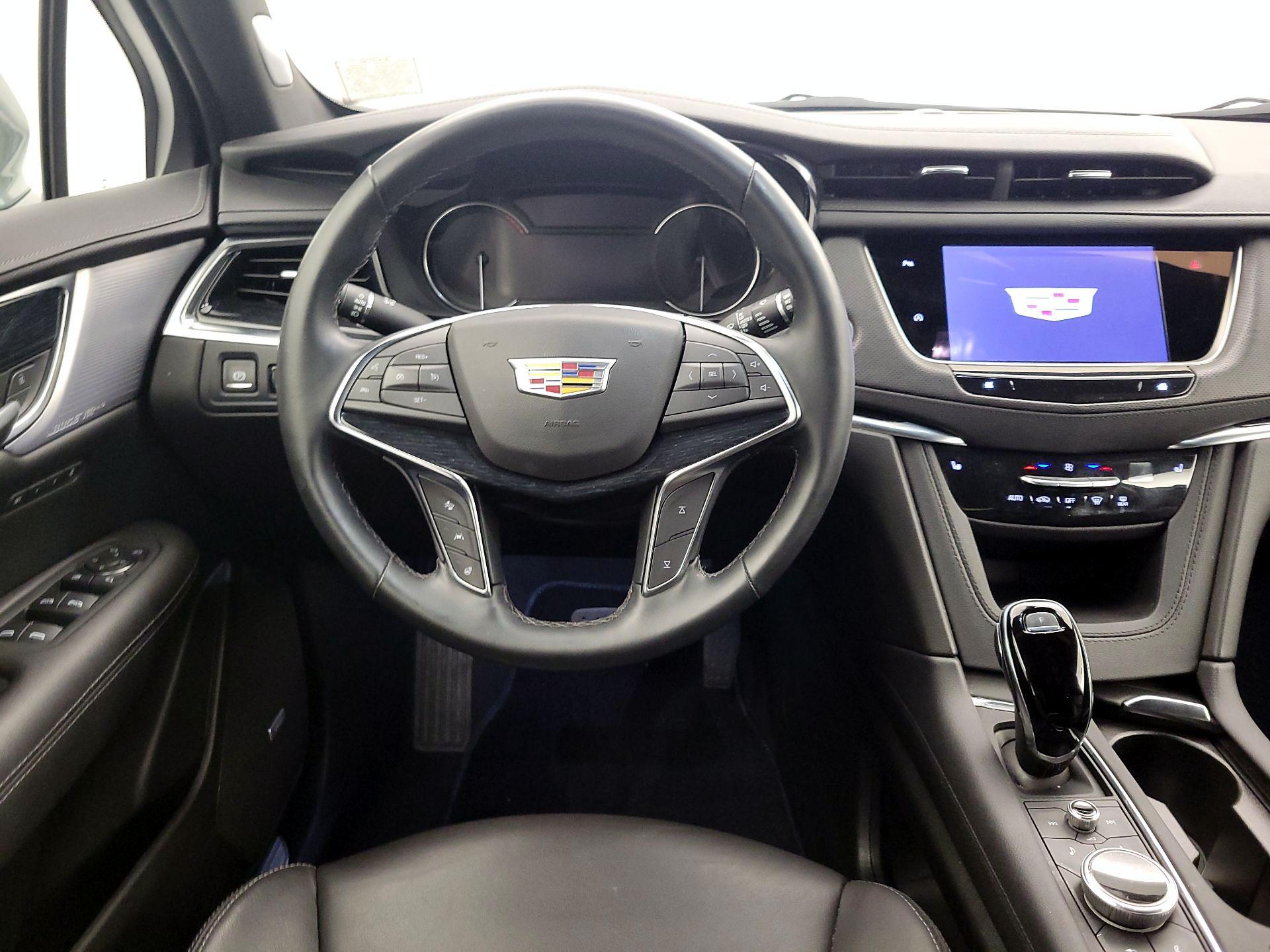 Thumbnail: 2025 Cadillac XT5 - 10