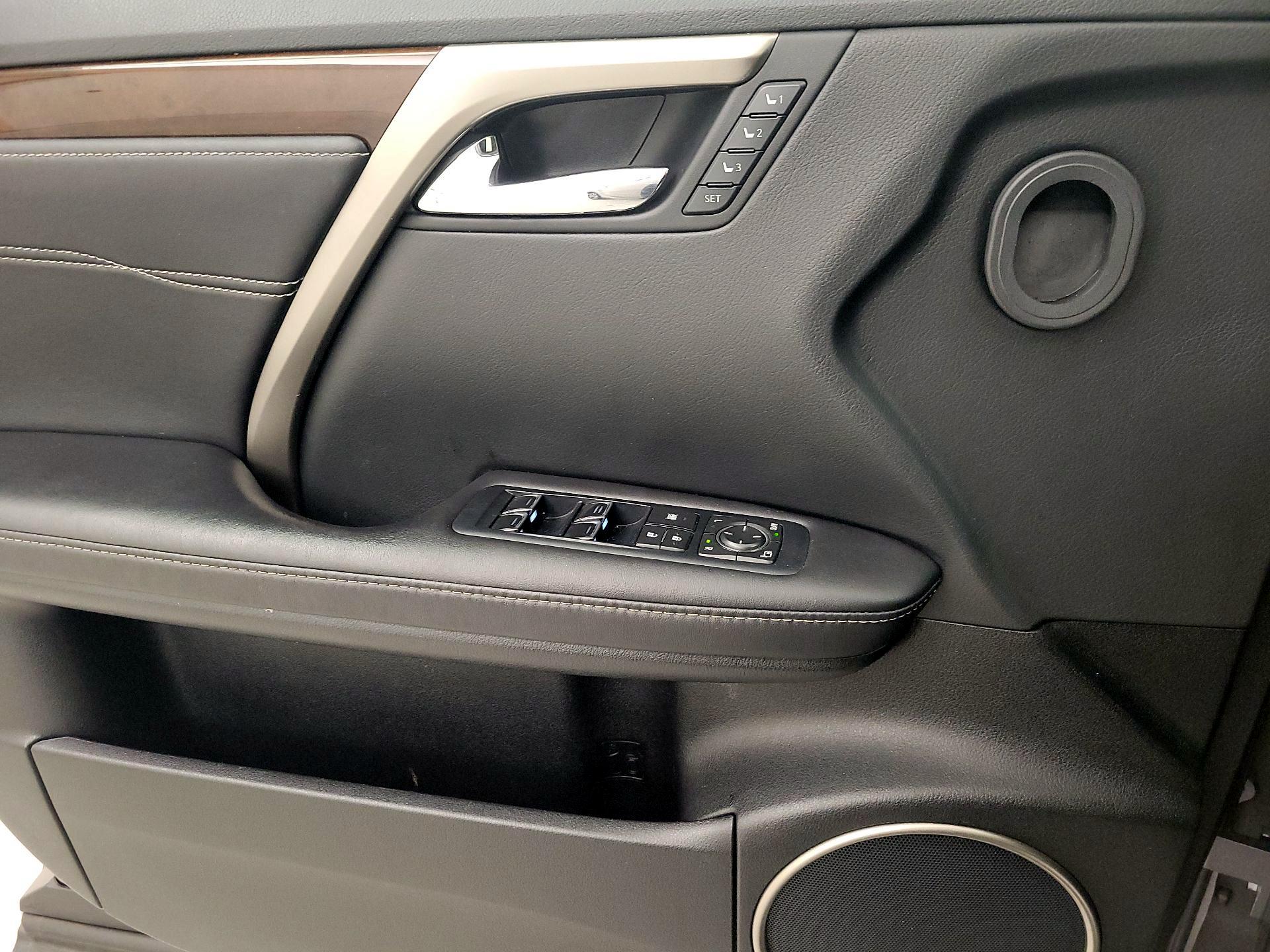 Thumbnail: 2017 Lexus RX - 12