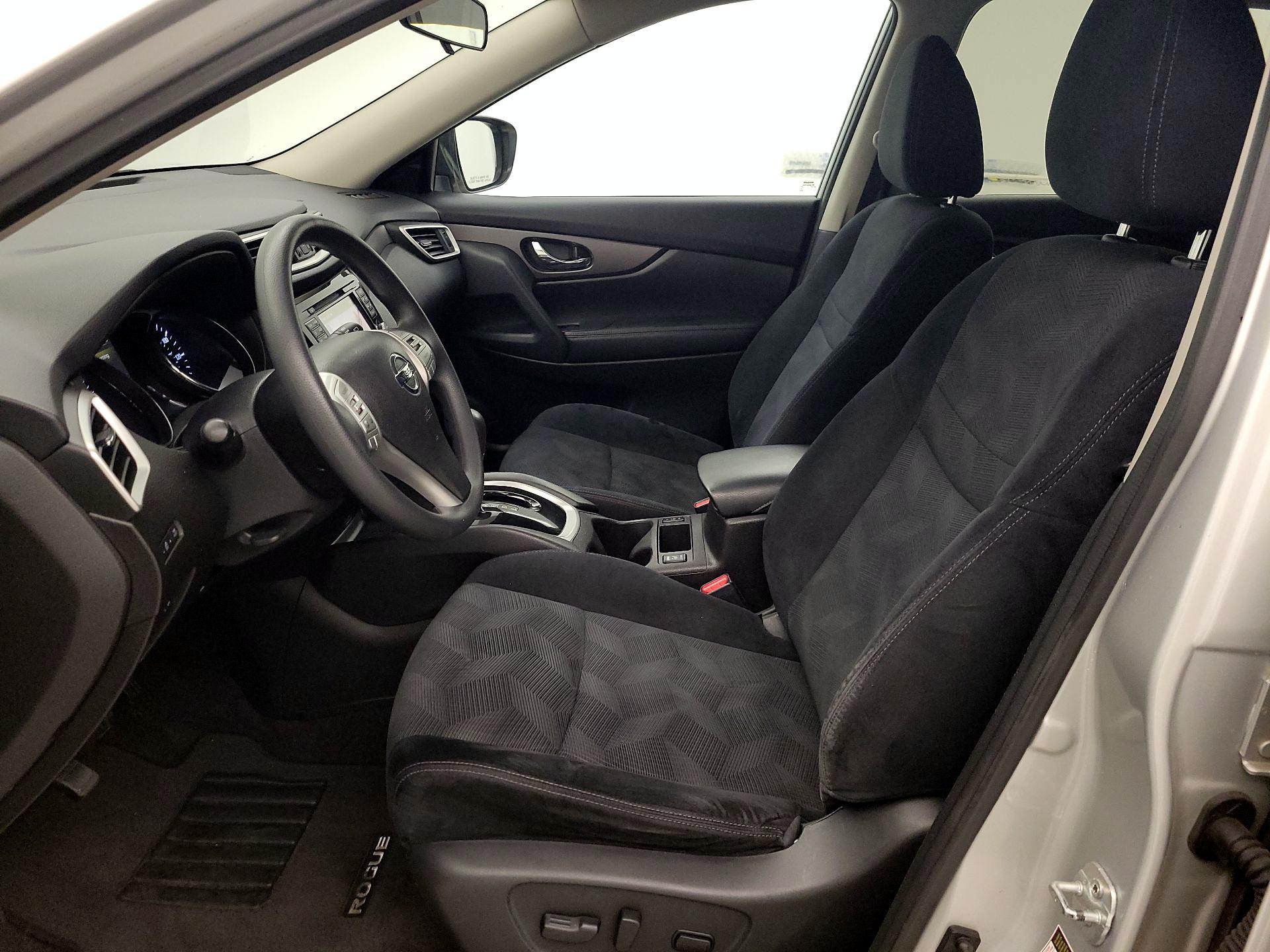 Thumbnail: 2015 Nissan Rogue - 11