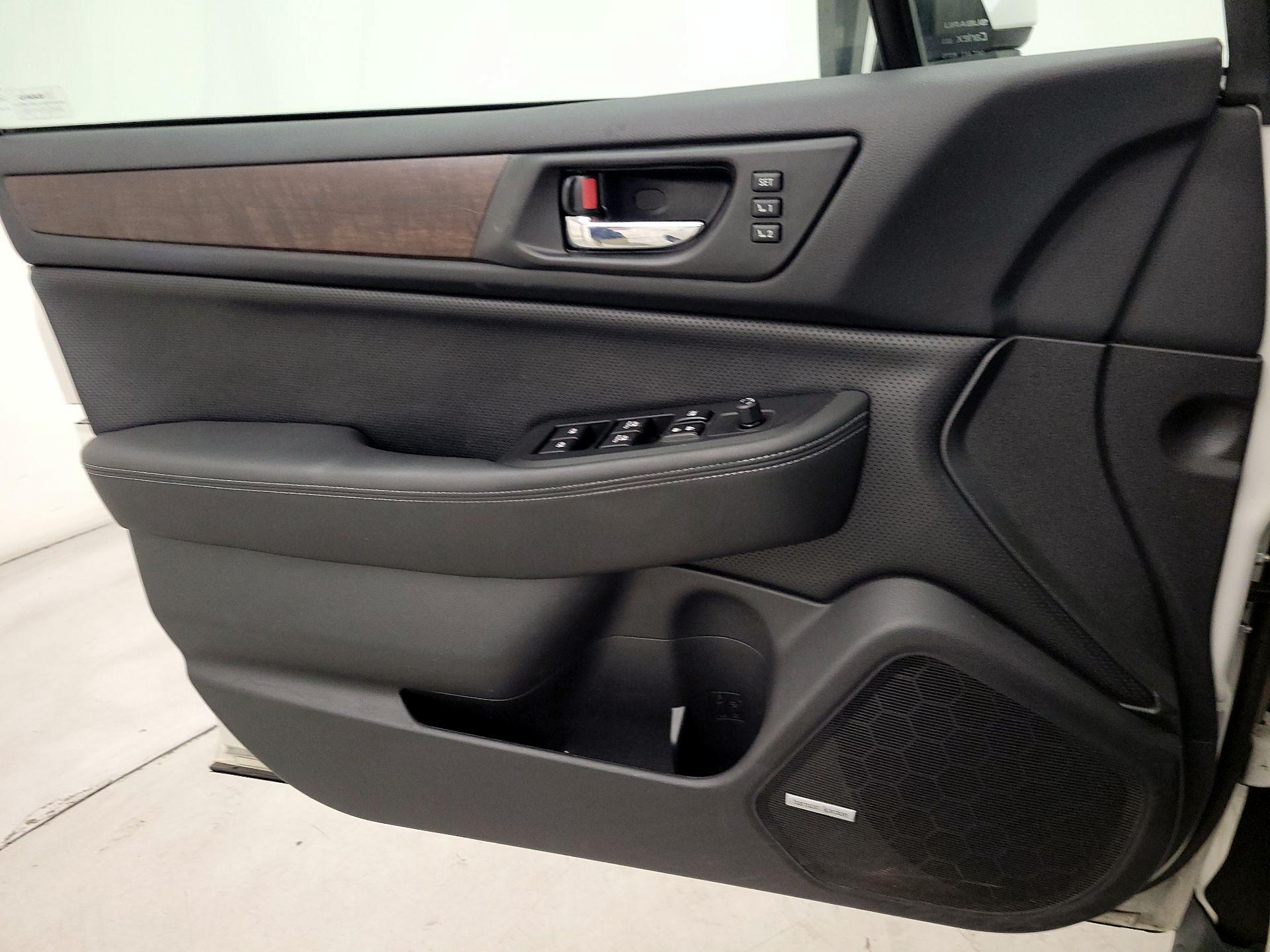 Thumbnail: 2015 Subaru Outback - 12