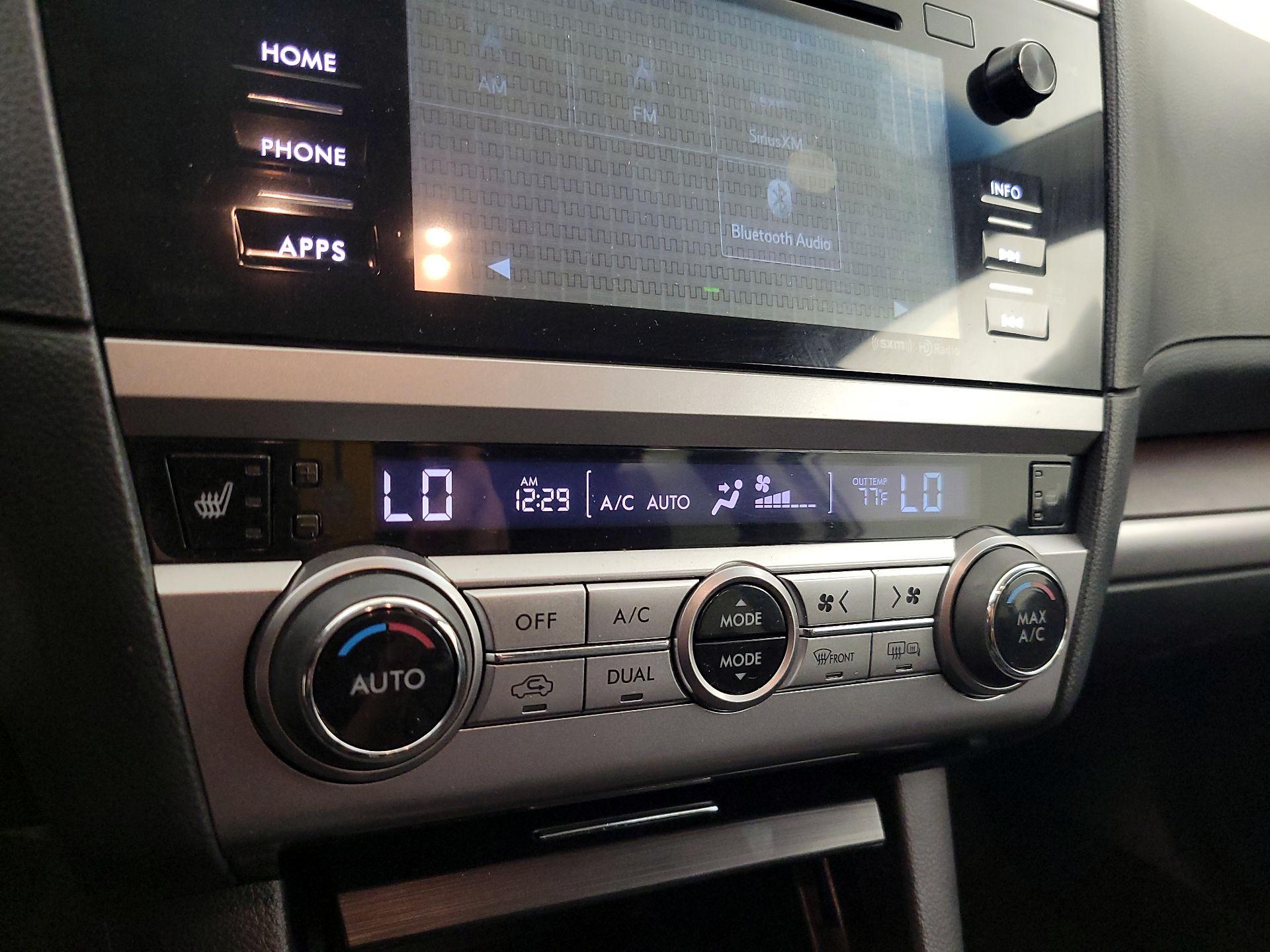 Thumbnail: 2015 Subaru Outback - 16