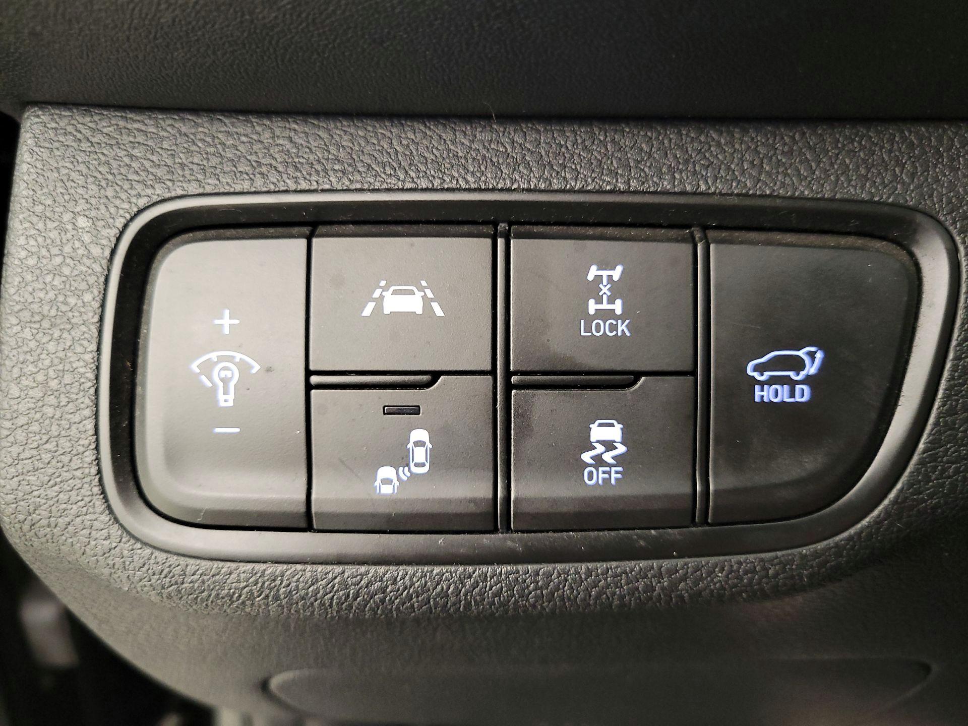 Thumbnail: 2020 Hyundai Santa Fe - 13