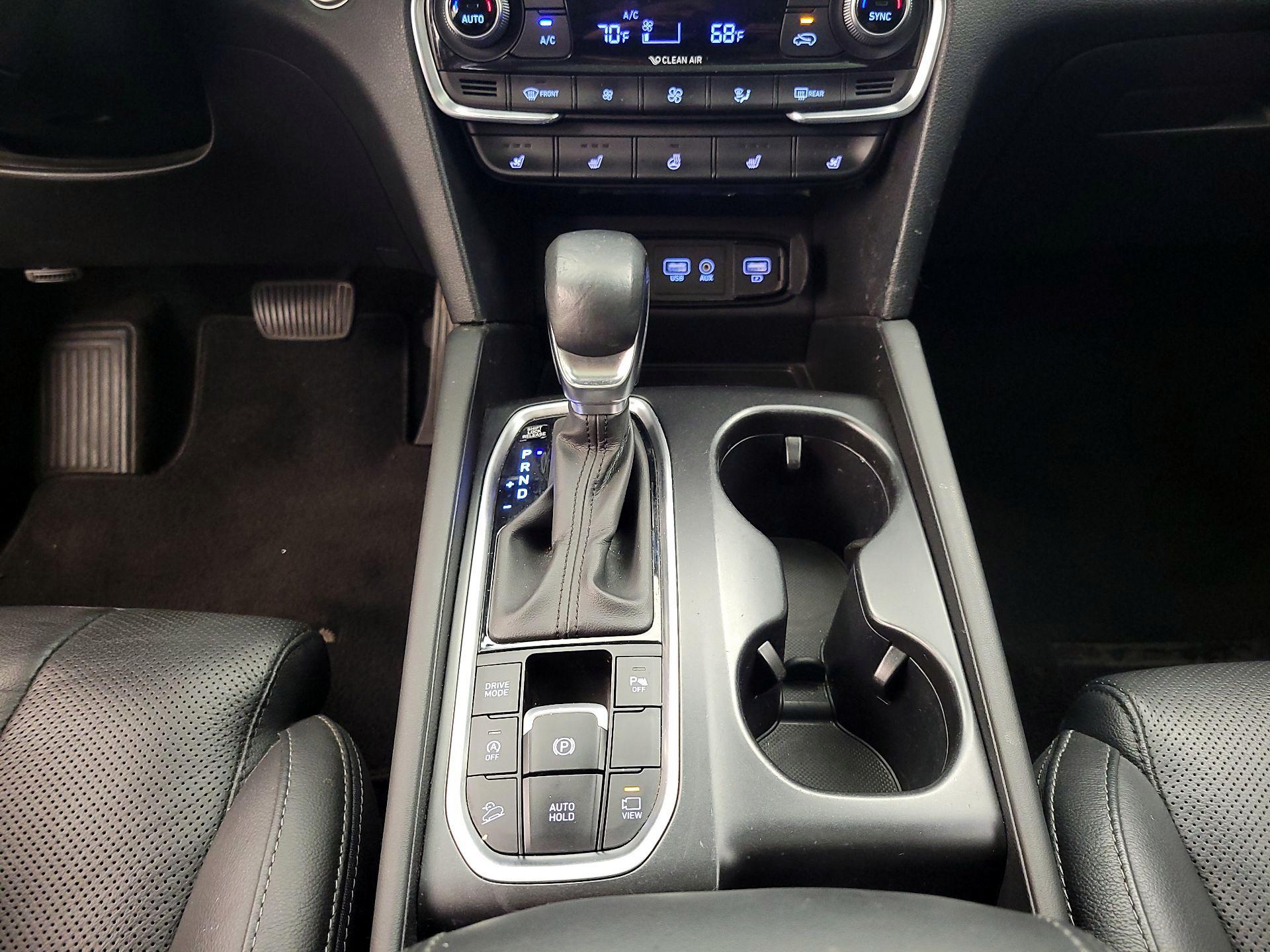 Thumbnail: 2020 Hyundai Santa Fe - 17