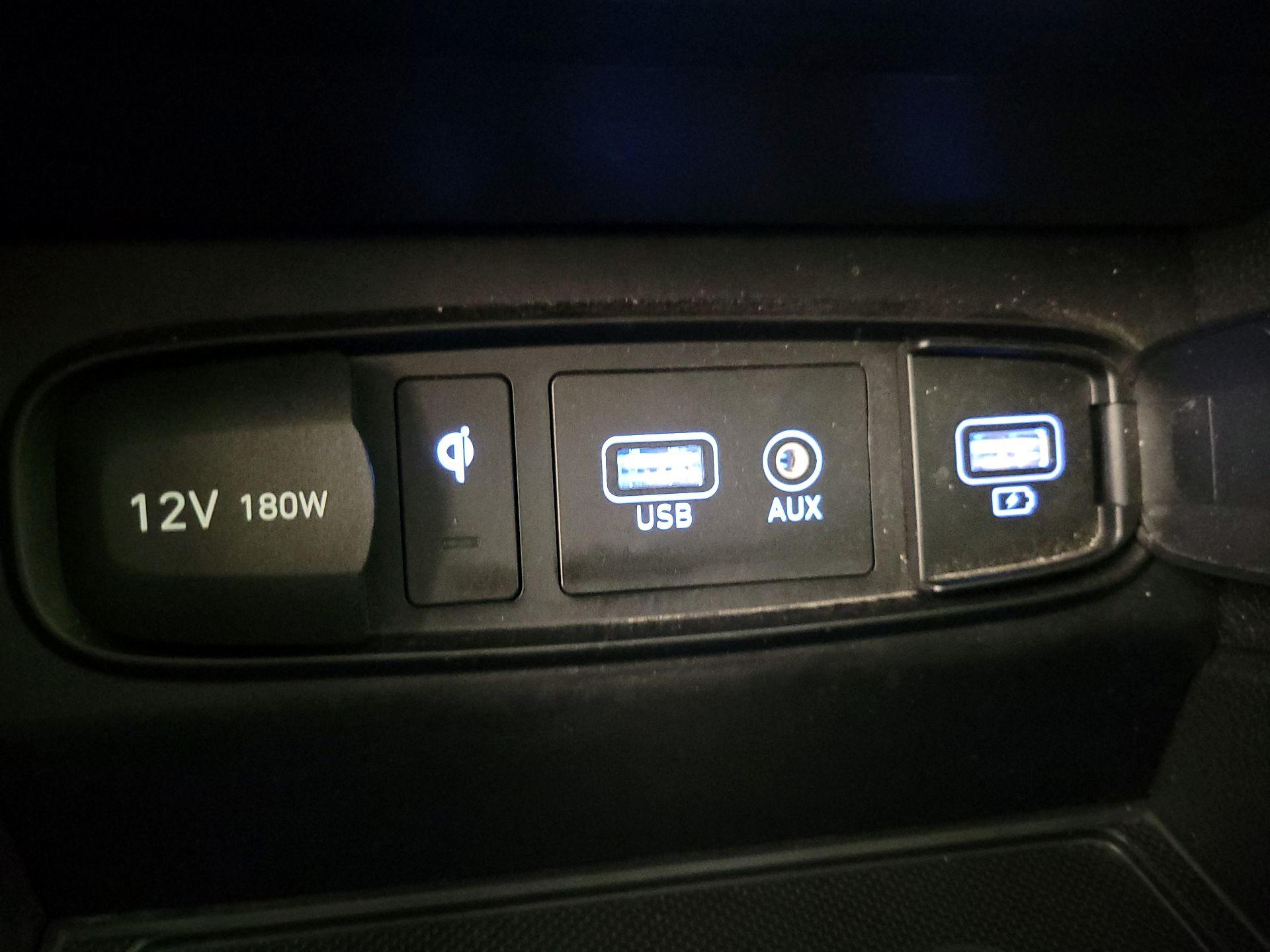 Thumbnail: 2020 Hyundai Santa Fe - 18