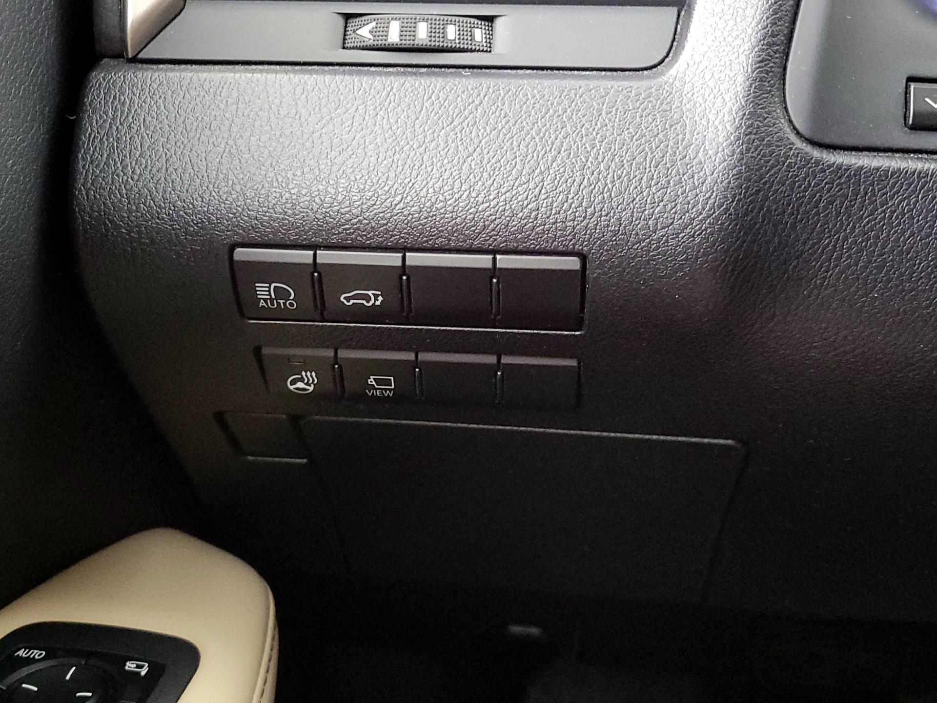 Thumbnail: 2022 Lexus RX - 13