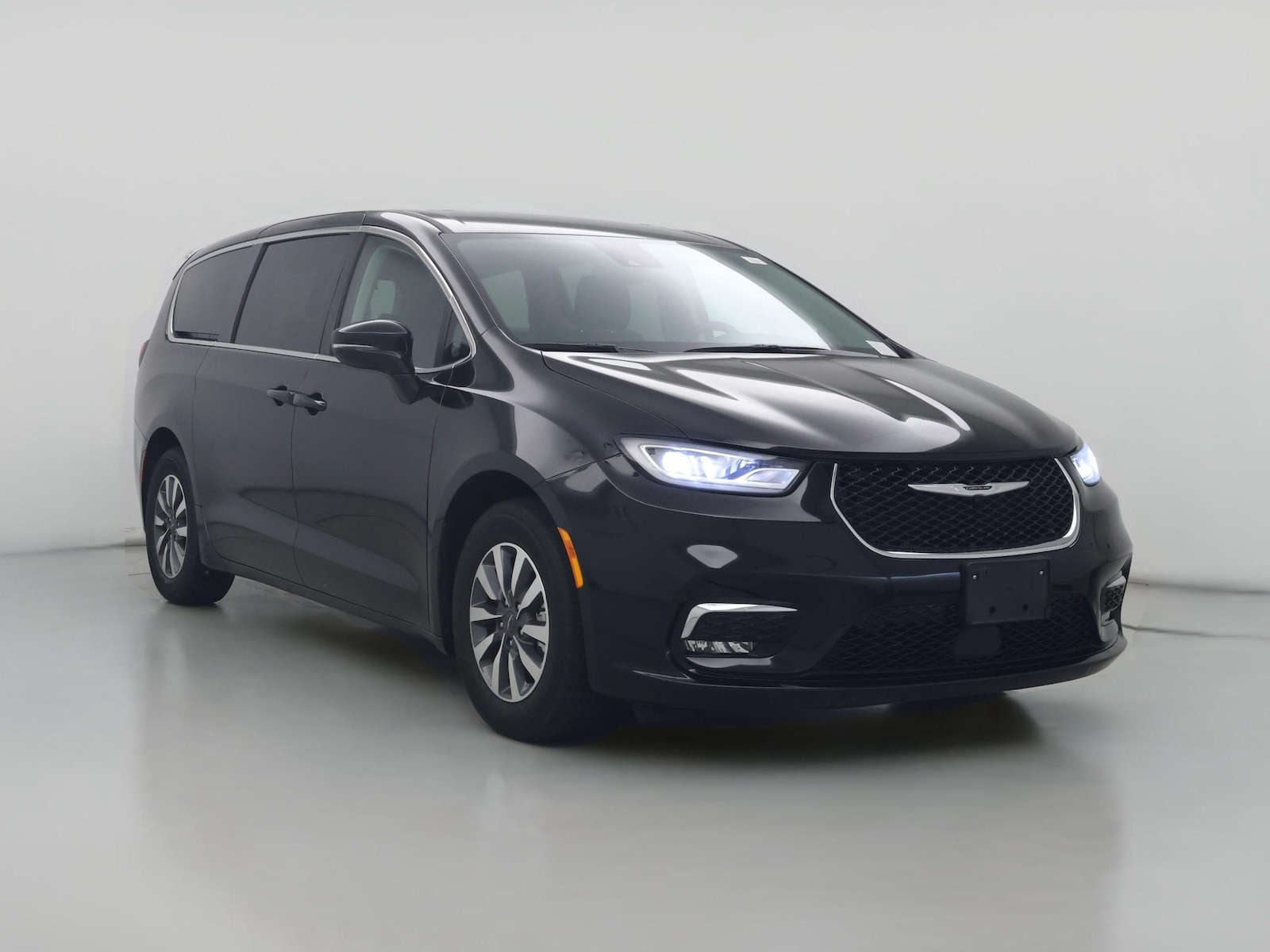 2024 Chrysler Pacifica PHEV