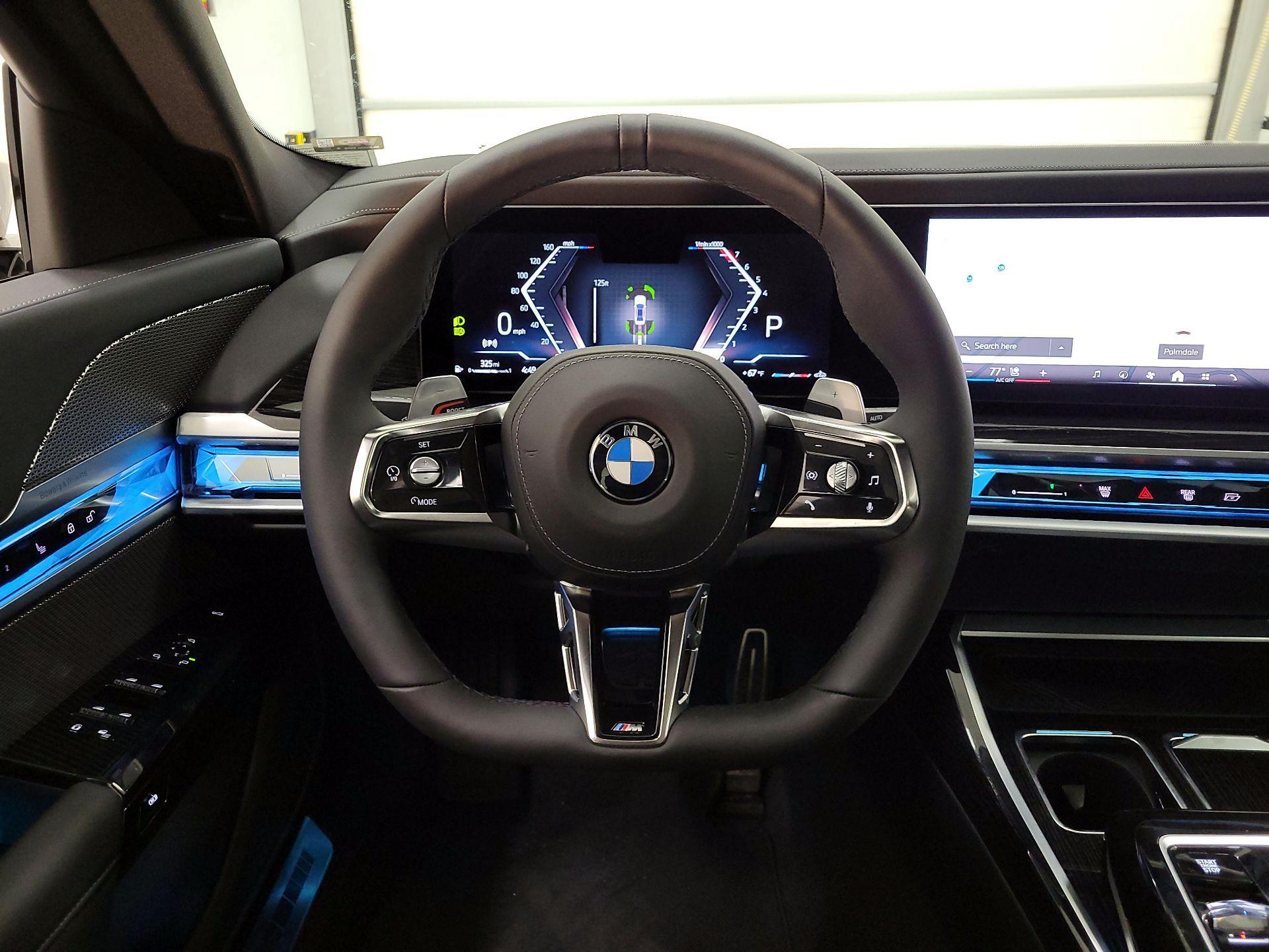 Thumbnail: 2025 BMW 7 Series - 10